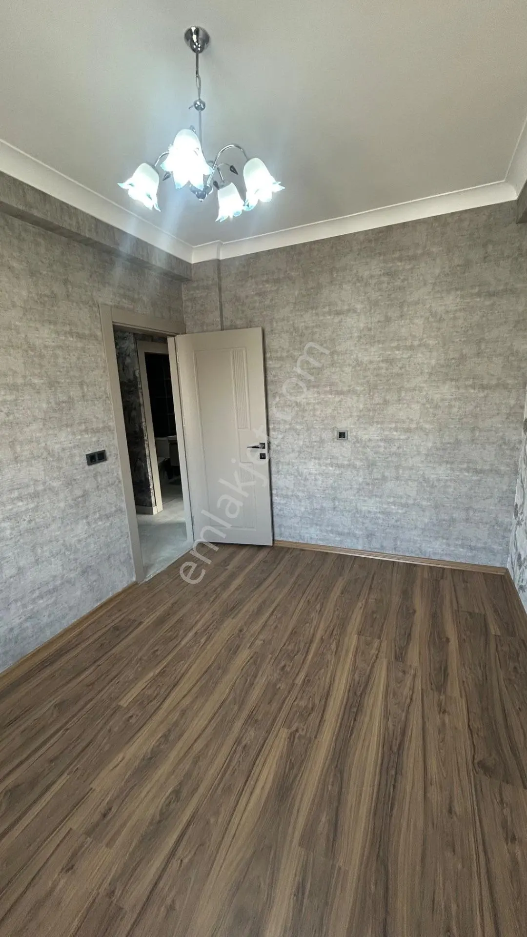 Tavze Gayrimenkuldan Batıkentte Satılık 2+0 Full Yapılı Arakat Yeni Daire. — fotoğraf 21