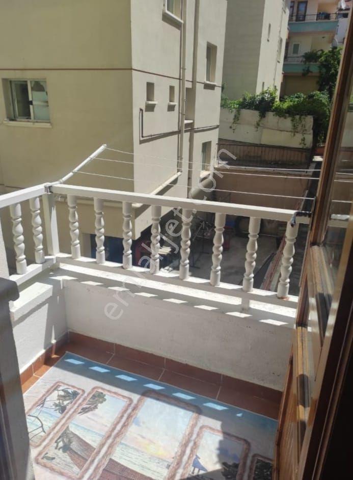 Aktepe Merkezde Satılık 3+1 Metroya Yürüme Mesafesinde — fotoğraf 31