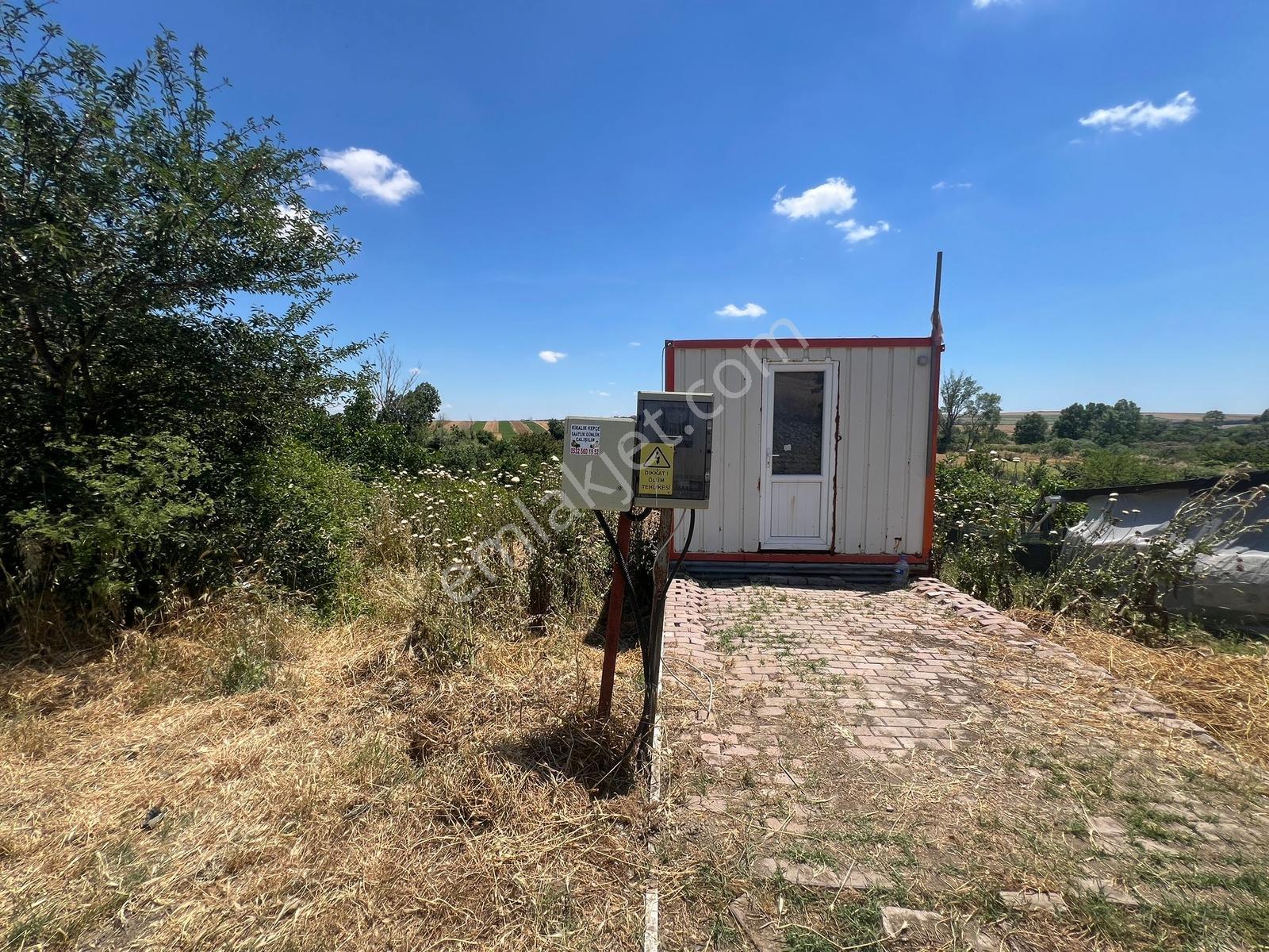 Silivri Çeltik'te Yerleşimin İçinde Müstakil Tapulu Satılık Arsa — fotoğraf 2