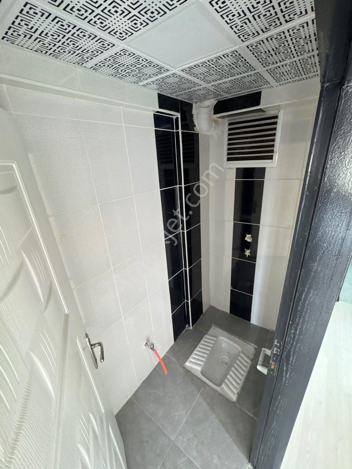 M.ç Emlak Tan Malazgirt Sok 3+1 Salon Bağımsız 1 Ara Katta Ön Cephe Full+full Yapılı Satlık Daire — fotoğraf 7