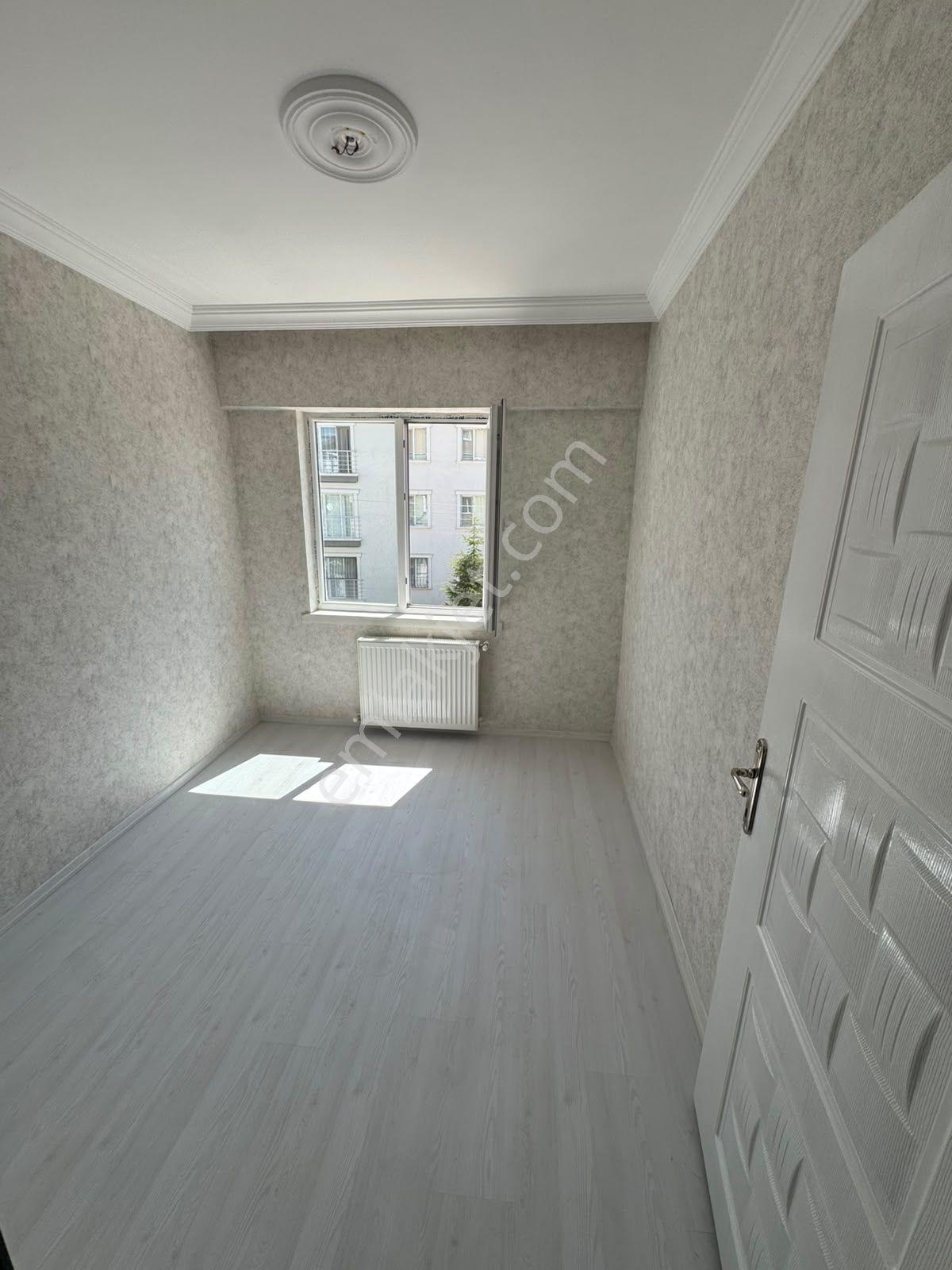 M.ç Emlak Tan Malazgirt Sok 3+1 Salon Bağımsız 1 Ara Katta Ön Cephe Full+full Yapılı Satlık Daire — fotoğraf 22
