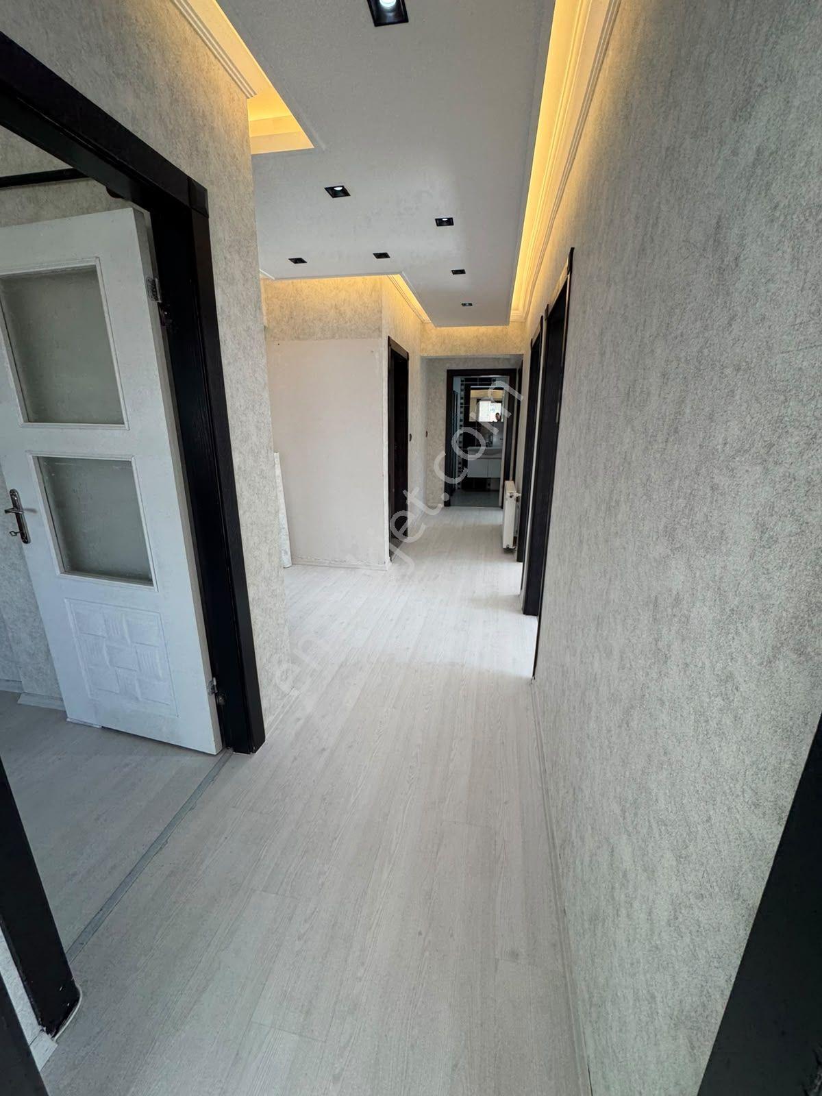 M.ç Emlak Tan Malazgirt Sok 3+1 Salon Bağımsız 1 Ara Katta Ön Cephe Full+full Yapılı Satlık Daire — fotoğraf 33
