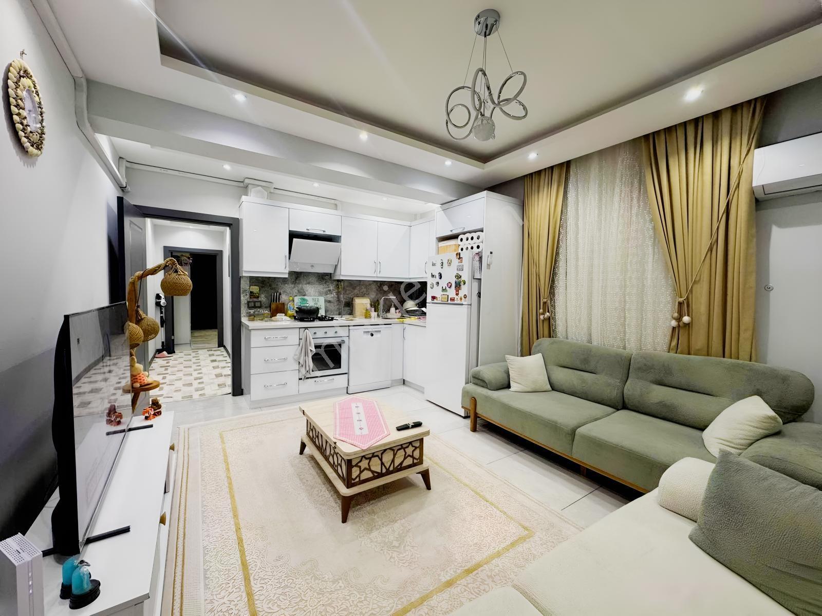 Buca Göksu Mah. 2+1 Asansörlü Sıfır Cadde Üzeri Köşe Daire — fotoğraf 11