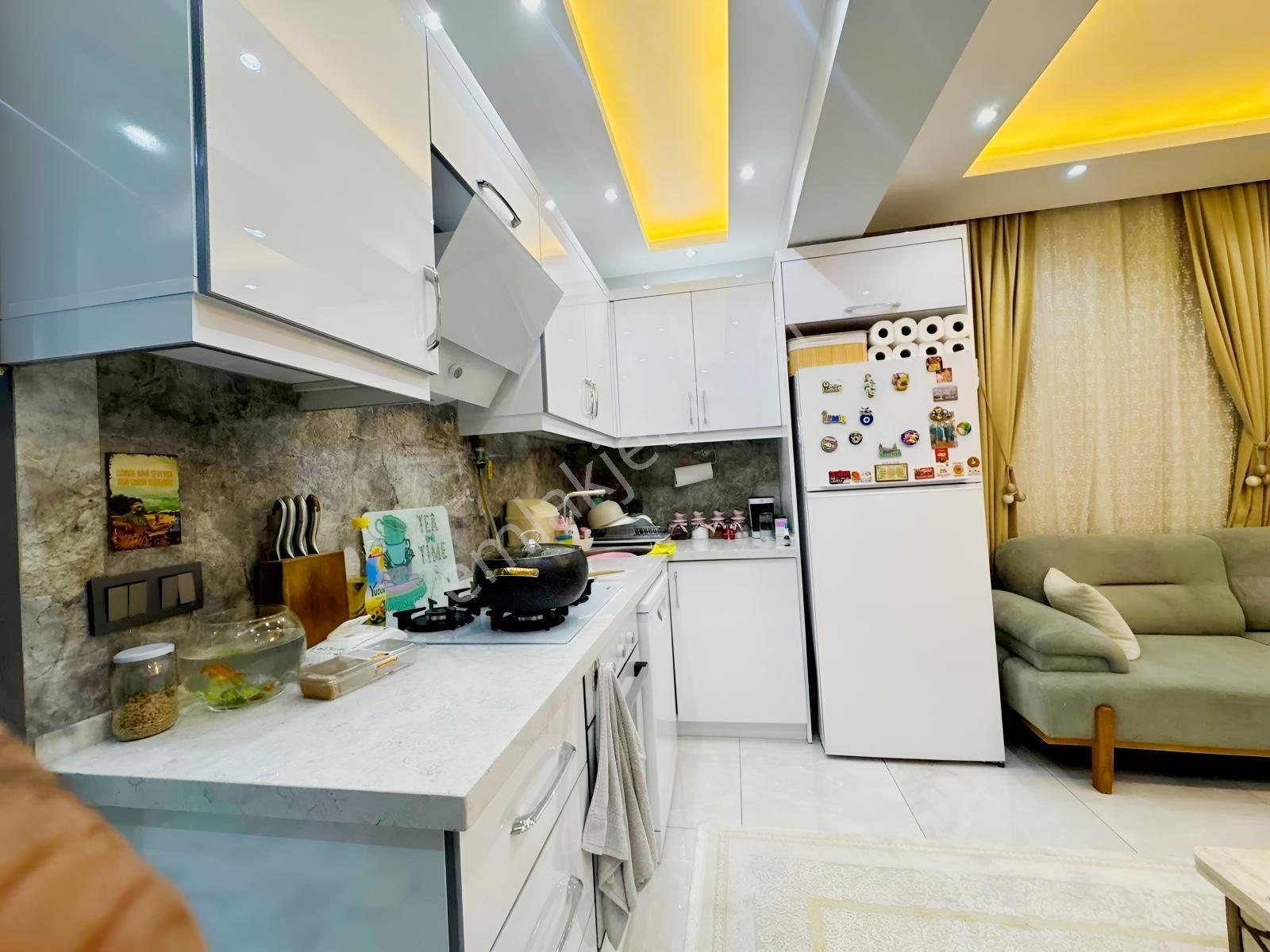 Buca Göksu Mah. 2+1 Asansörlü Sıfır Cadde Üzeri Köşe Daire — fotoğraf 23