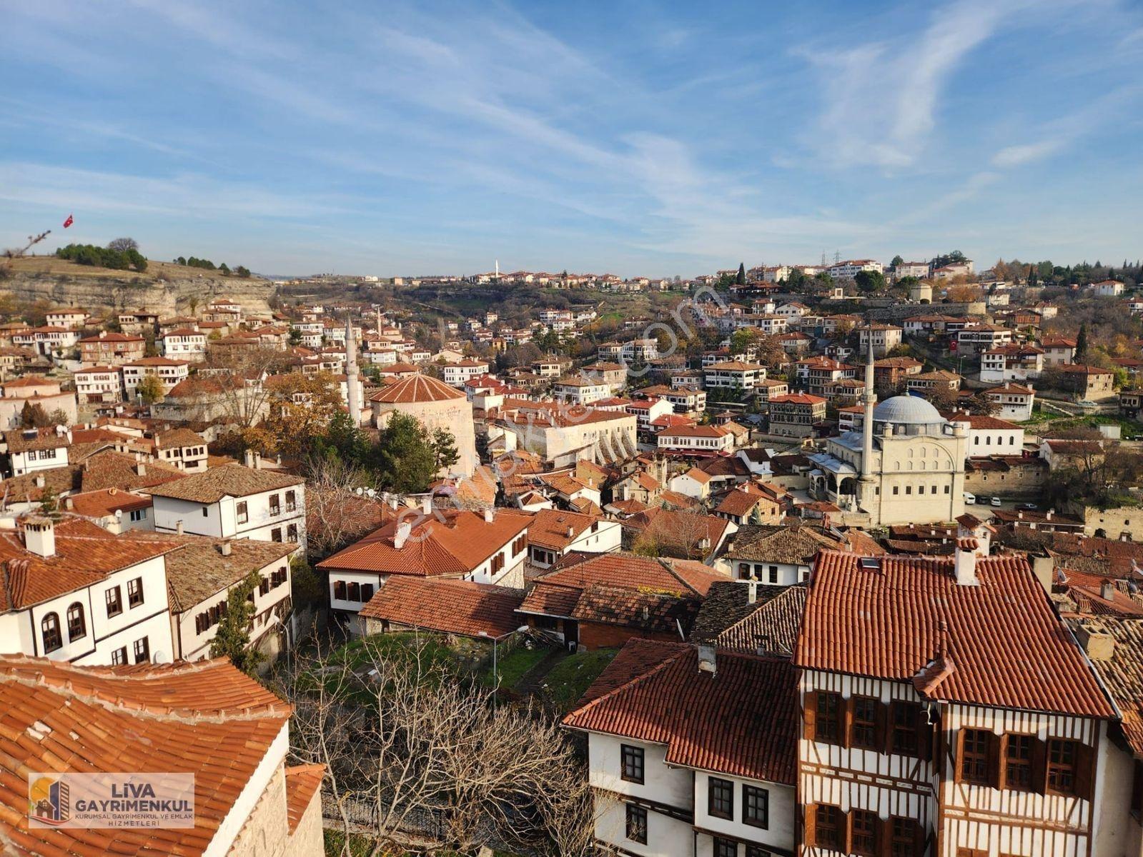 Karabük Safranbolu Çeşme Mahallesinde Tarihi Ev Ve Arsası — fotoğraf 35