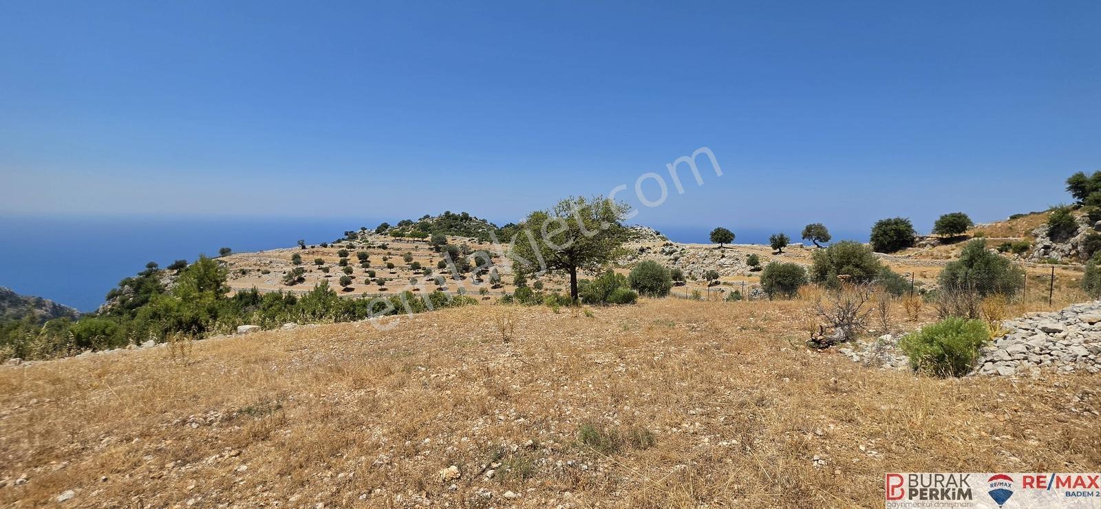 Seydikemer Yediburunlarda 4.138 M² Deniz Manzaralı Satılık Tarla — fotoğraf 3
