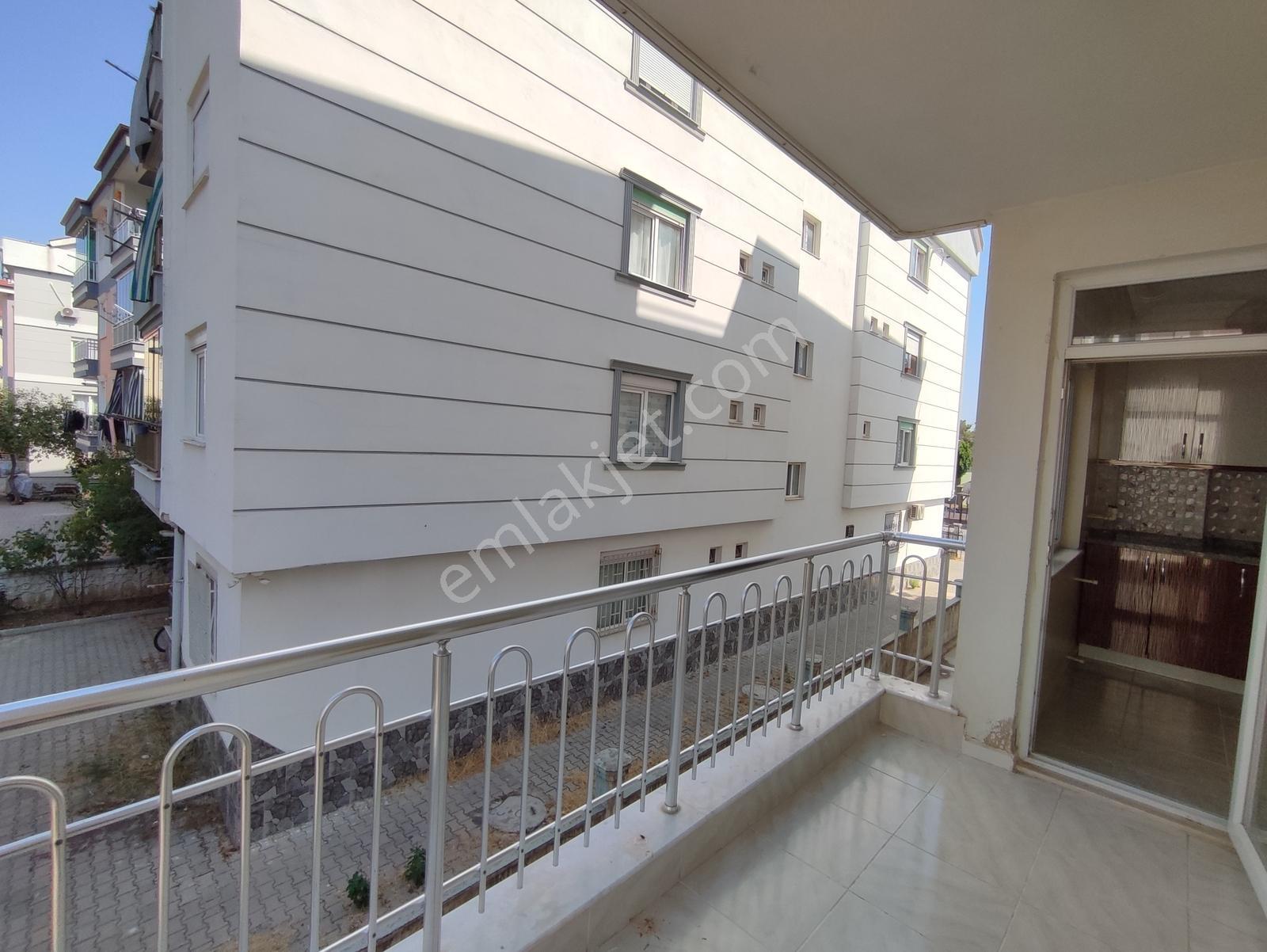 Ahatlı'da Asansörlü Geniş Satılık 3+1 Daire — fotoğraf 8