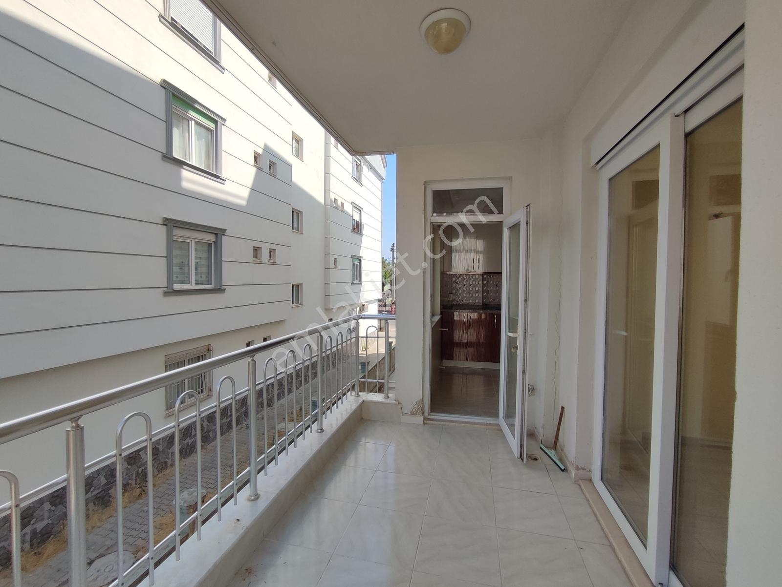 Ahatlı'da Asansörlü Geniş Satılık 3+1 Daire — fotoğraf 9