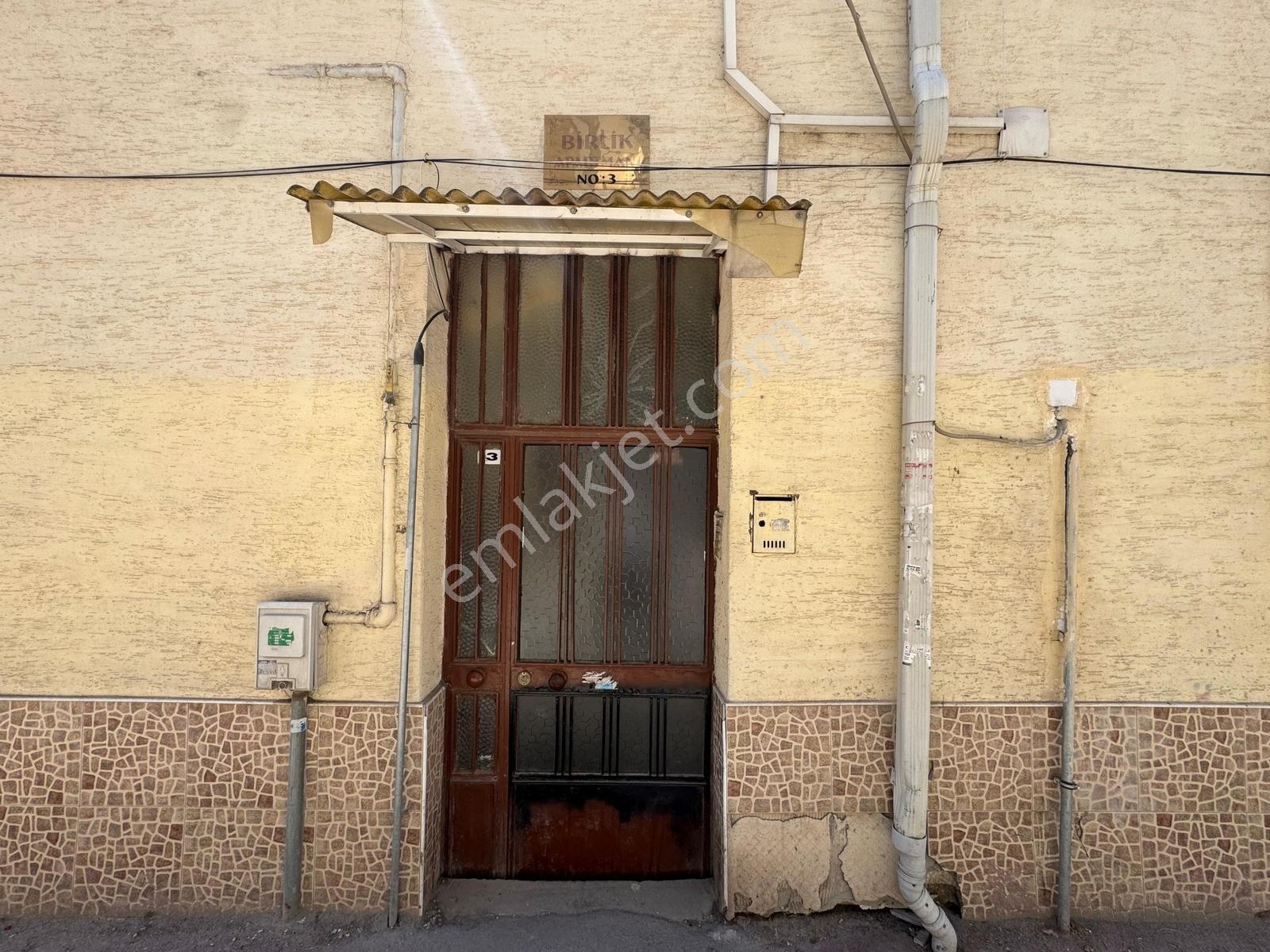Rw Detay'dan Eskibağlar Mah.(collesium Arkası)satılık 2+1 Daire — fotoğraf 6