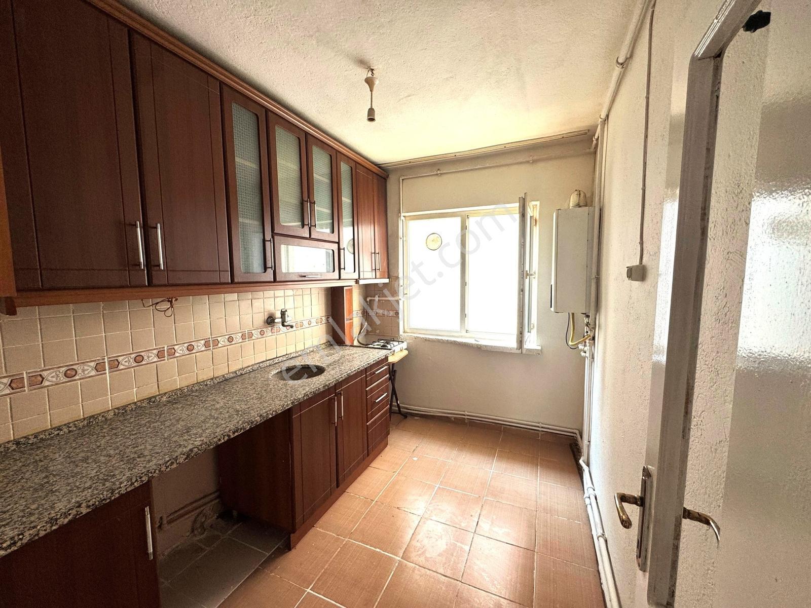 Rw Detay'dan Eskibağlar Mah.(collesium Arkası)satılık 2+1 Daire — fotoğraf 13