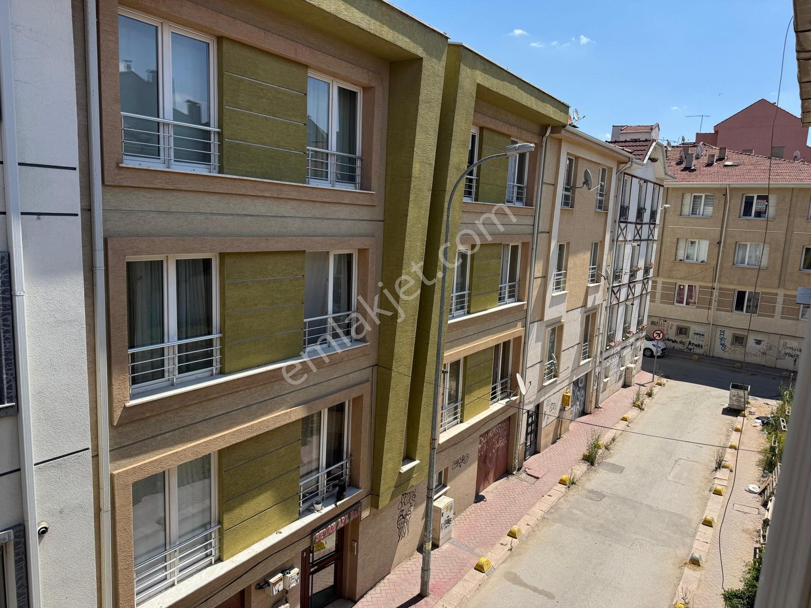 Rw Detay'dan Eskibağlar Mah.(collesium Arkası)satılık 2+1 Daire — fotoğraf 16
