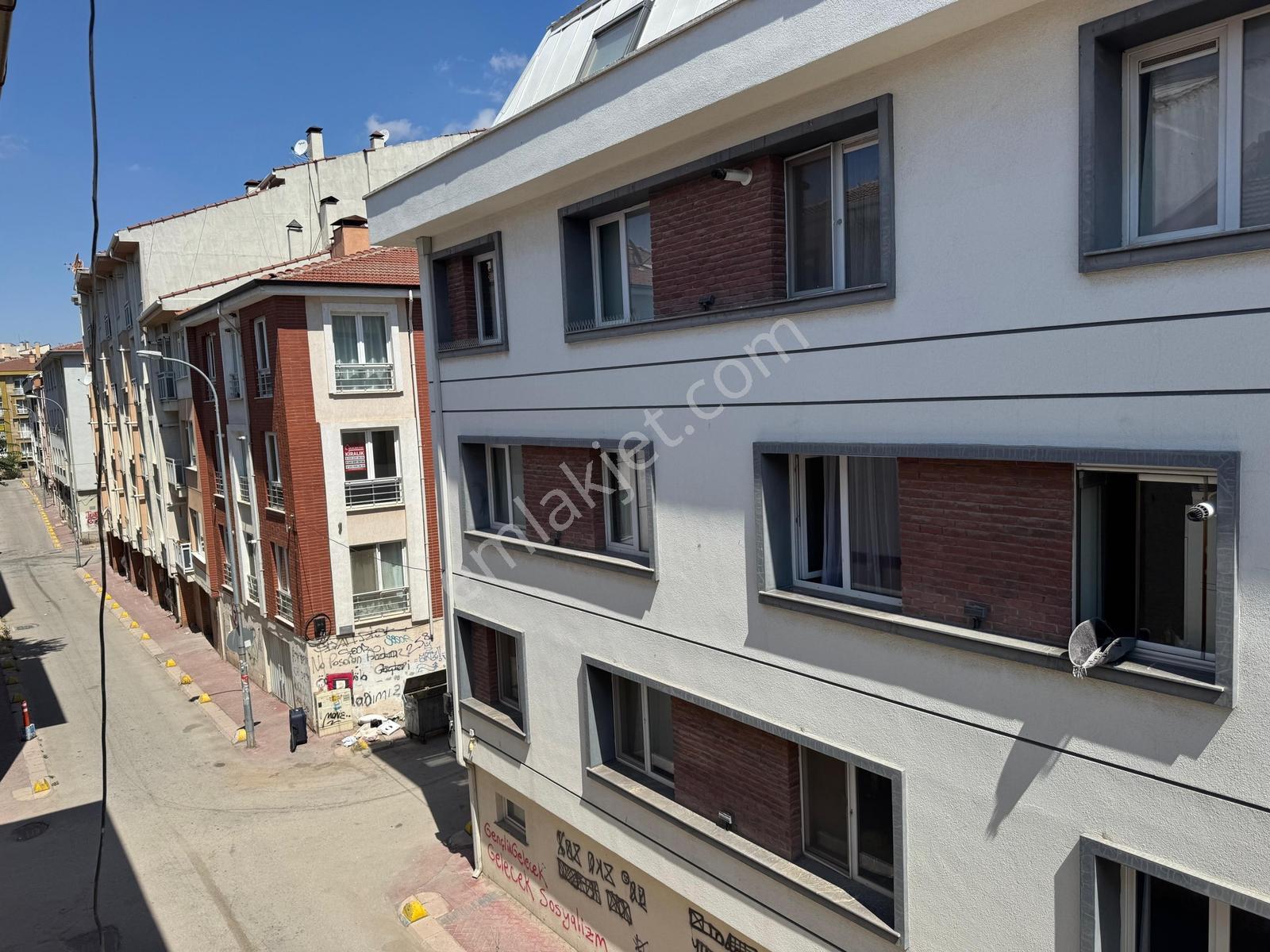 Rw Detay'dan Eskibağlar Mah.(collesium Arkası)satılık 2+1 Daire — fotoğraf 17