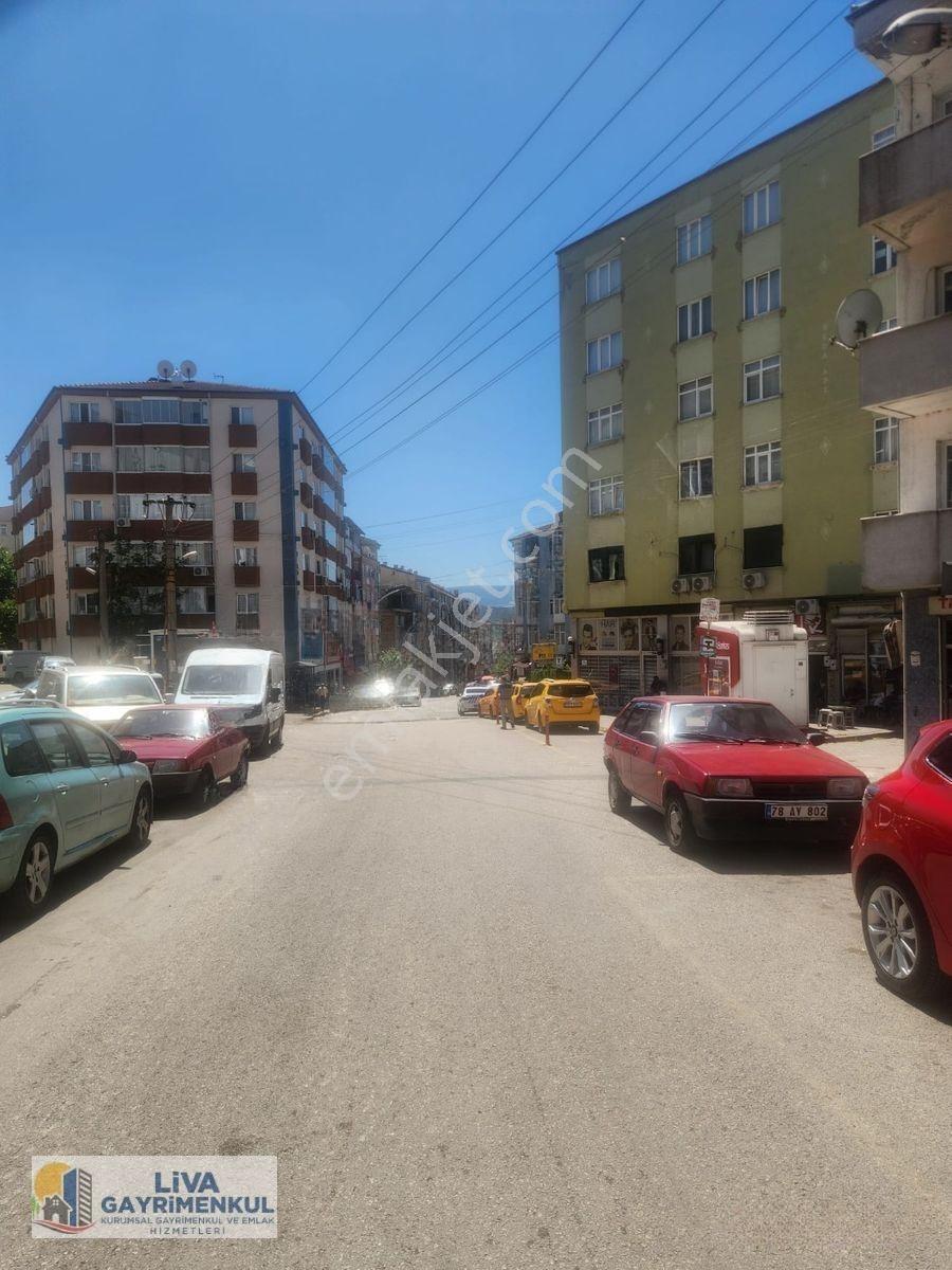 Karabük Yeşil Mahalle Esentepe Mevki Taşkent Caddesinde İçi Yapılı 2+1 Satılık Daire — fotoğraf 3
