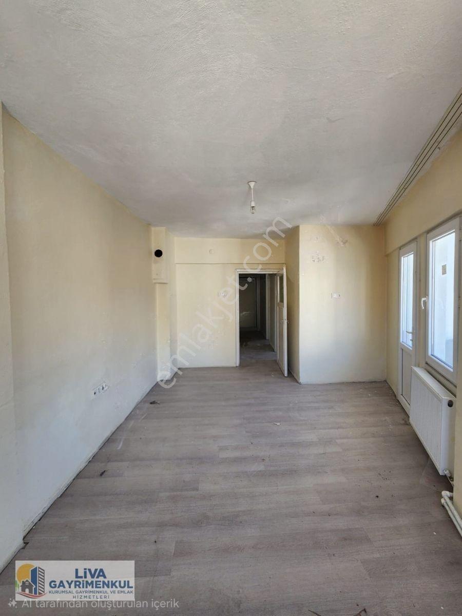 Karabük Yeşil Mahalle Esentepe Mevki Taşkent Caddesinde İçi Yapılı 2+1 Satılık Daire — fotoğraf 13