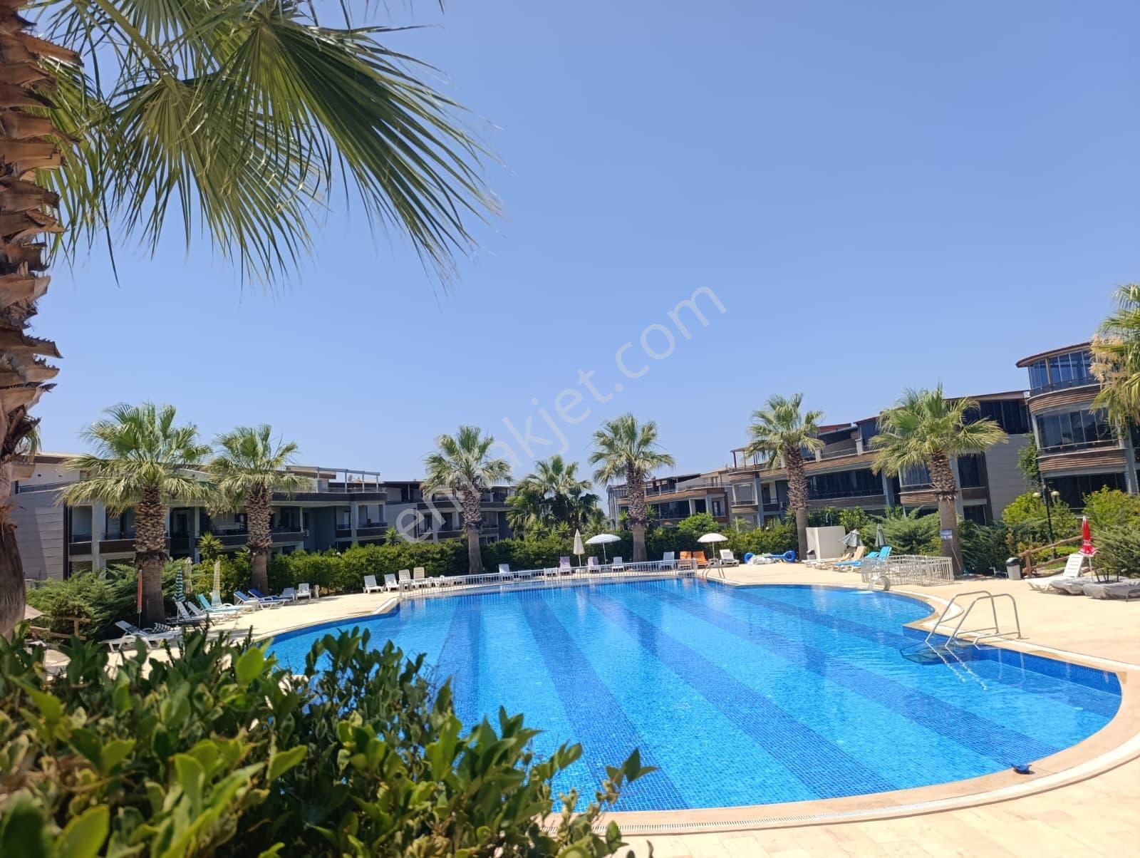Didim'in En Prestijli Sitesinde Tam Konforlu 4+1 Dubleks — fotoğraf 2