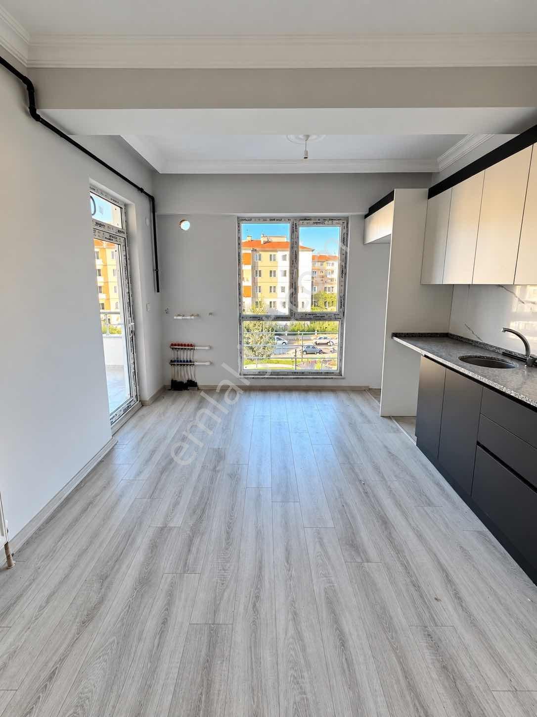 Eymen Yapı-doğa Koleji Civarında 3+1 Satılık Sıfır Daire — fotoğraf 2