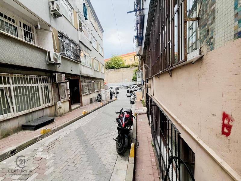 Fatih Balat'ta Kentsel Dönüşüm Aşamasında Satılık 2+1 Daire — fotoğraf 18
