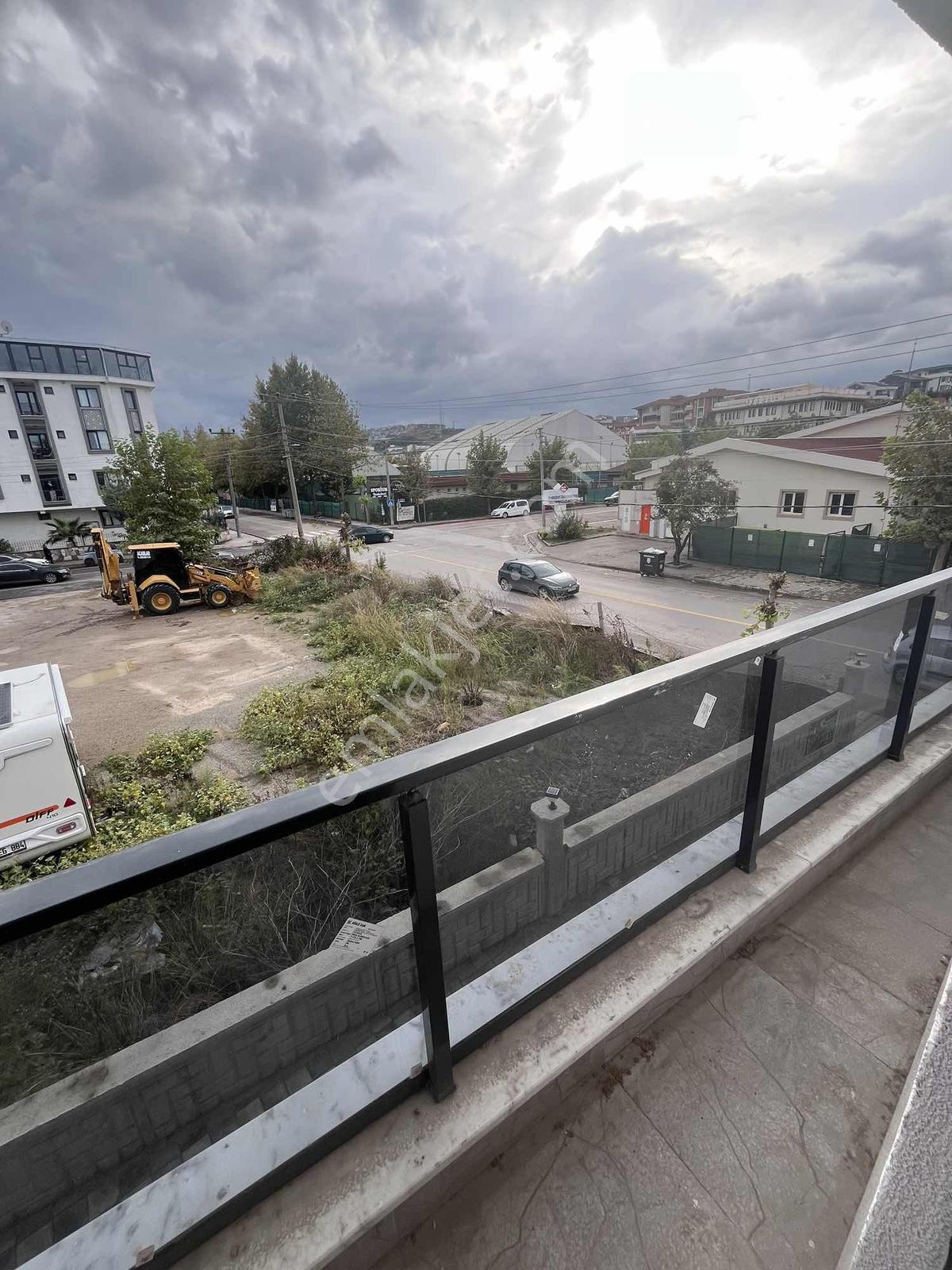 Adnan Menderes Mh.sinin En Güzel Konumunda 1+1 Kiralık Daire — fotoğraf 3