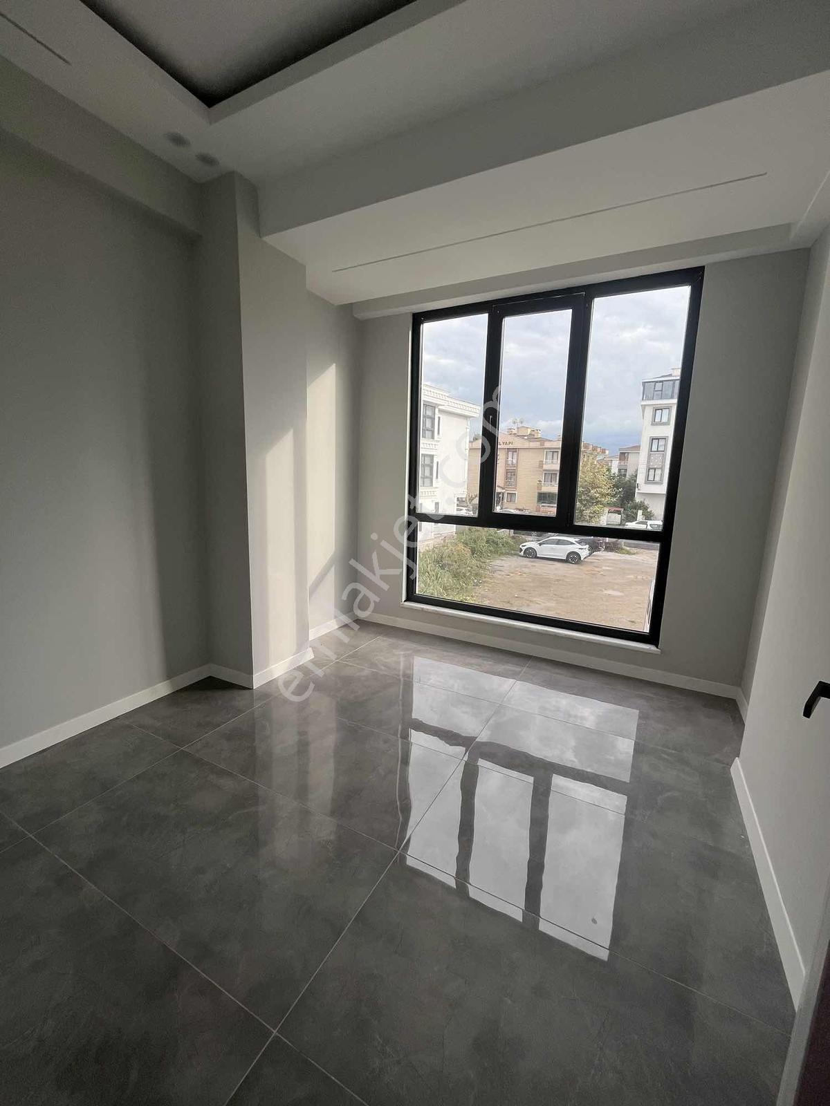 Adnan Menderes Mh.sinin En Güzel Konumunda 1+1 Kiralık Daire — fotoğraf 5