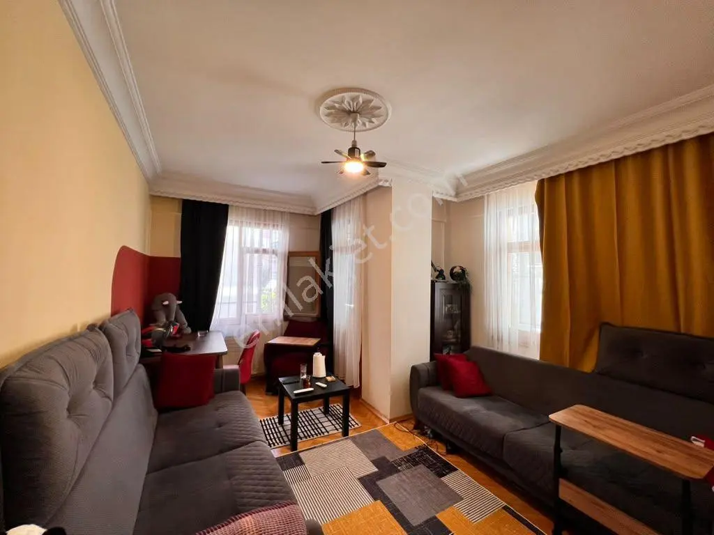 Kaçmaz'dan İdealtepe'de Asansörlü A. Mutfaklı,geniş,balkonlu 1+1 — fotoğraf 2