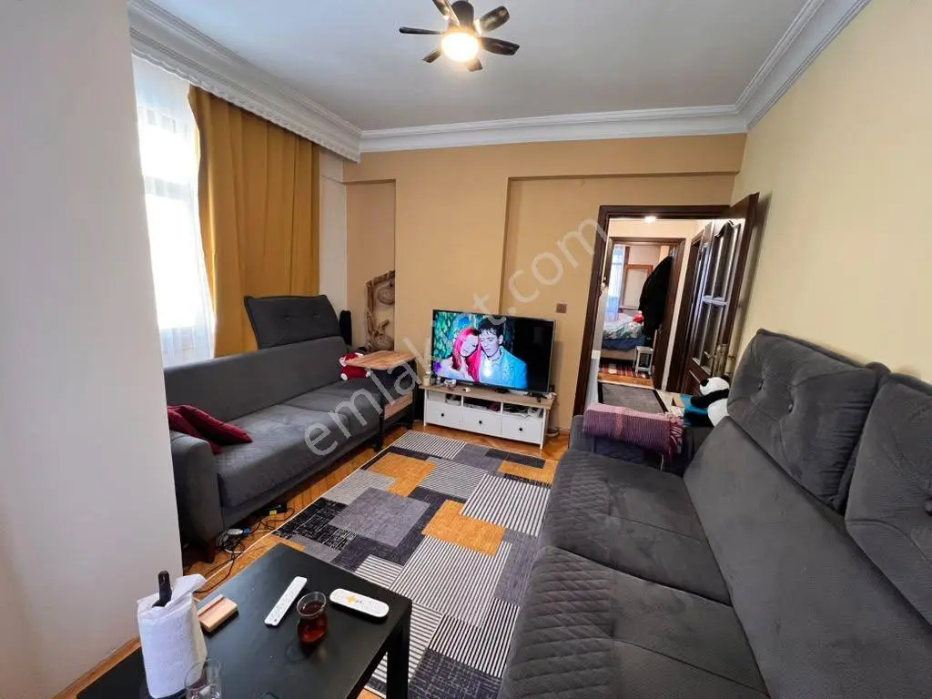 Kaçmaz'dan İdealtepe'de Asansörlü A. Mutfaklı,geniş,balkonlu 1+1 — fotoğraf 3