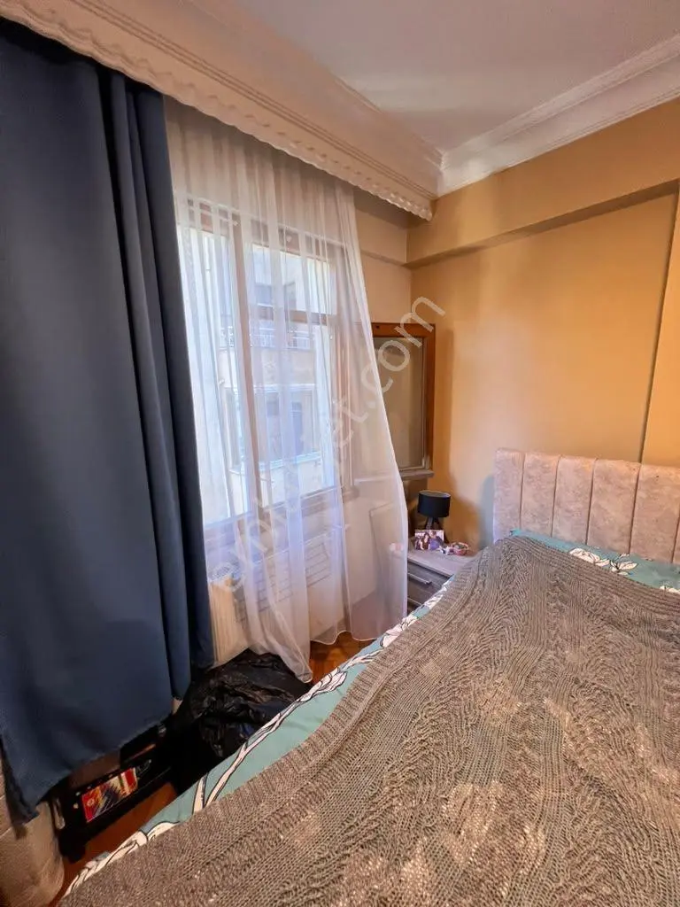 Kaçmaz'dan İdealtepe'de Asansörlü A. Mutfaklı,geniş,balkonlu 1+1 — fotoğraf 24