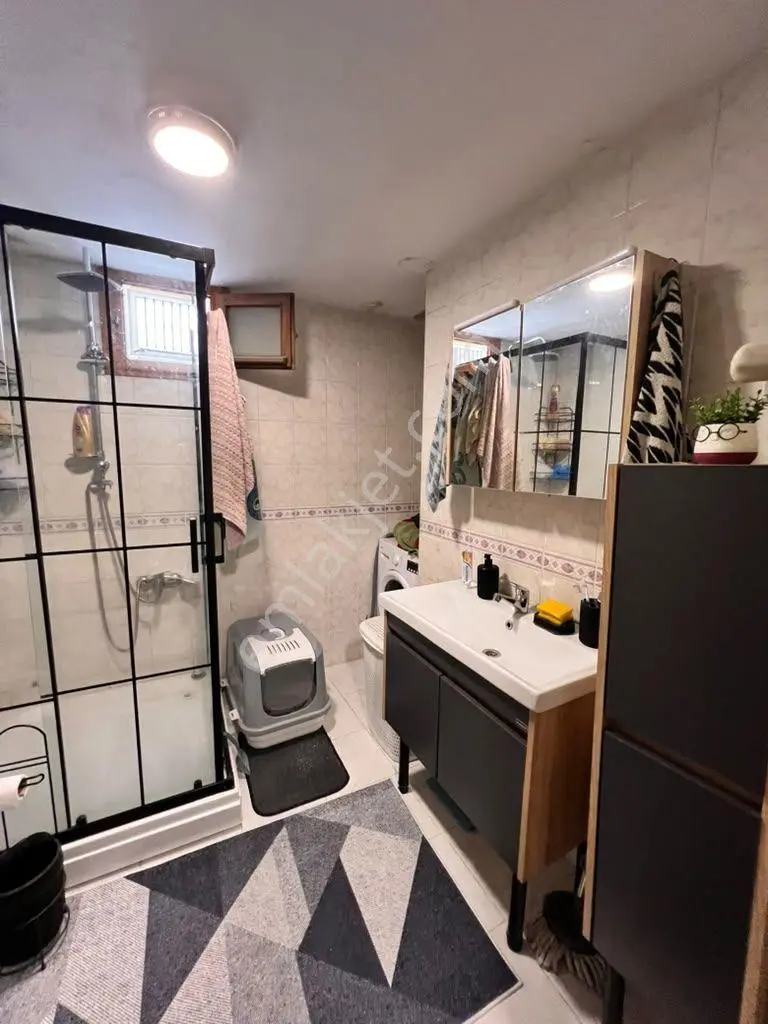 Kaçmaz'dan İdealtepe'de Asansörlü A. Mutfaklı,geniş,balkonlu 1+1 — fotoğraf 40