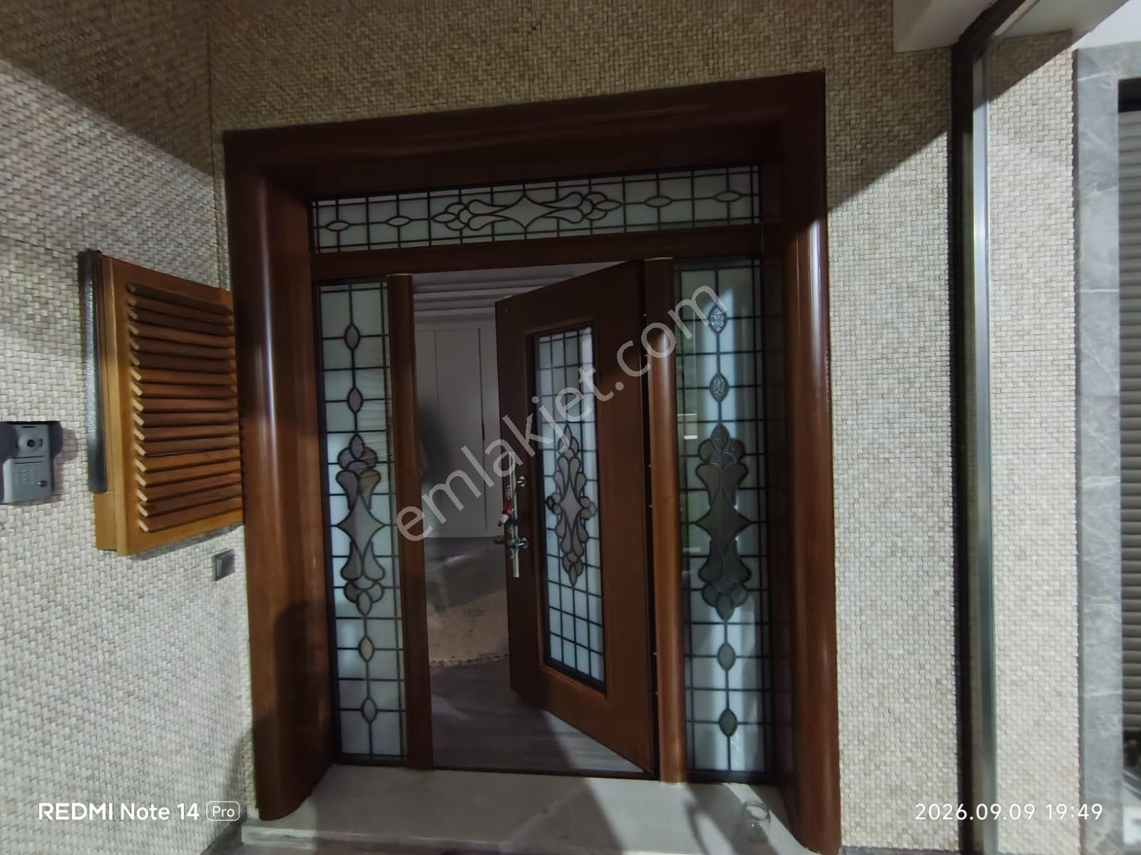Turyap Kurtuluş'tan Orhangazi'de Havuzlu Sitede Tripleks Villa — fotoğraf 6