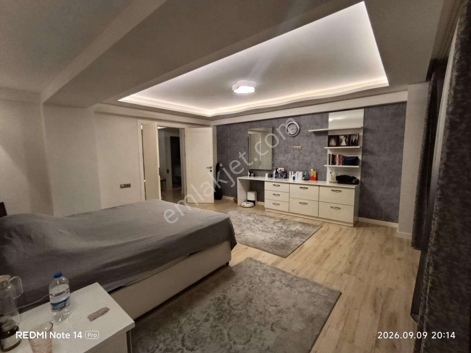 Turyap Kurtuluş'tan Orhangazi'de Havuzlu Sitede Tripleks Villa — fotoğraf 19