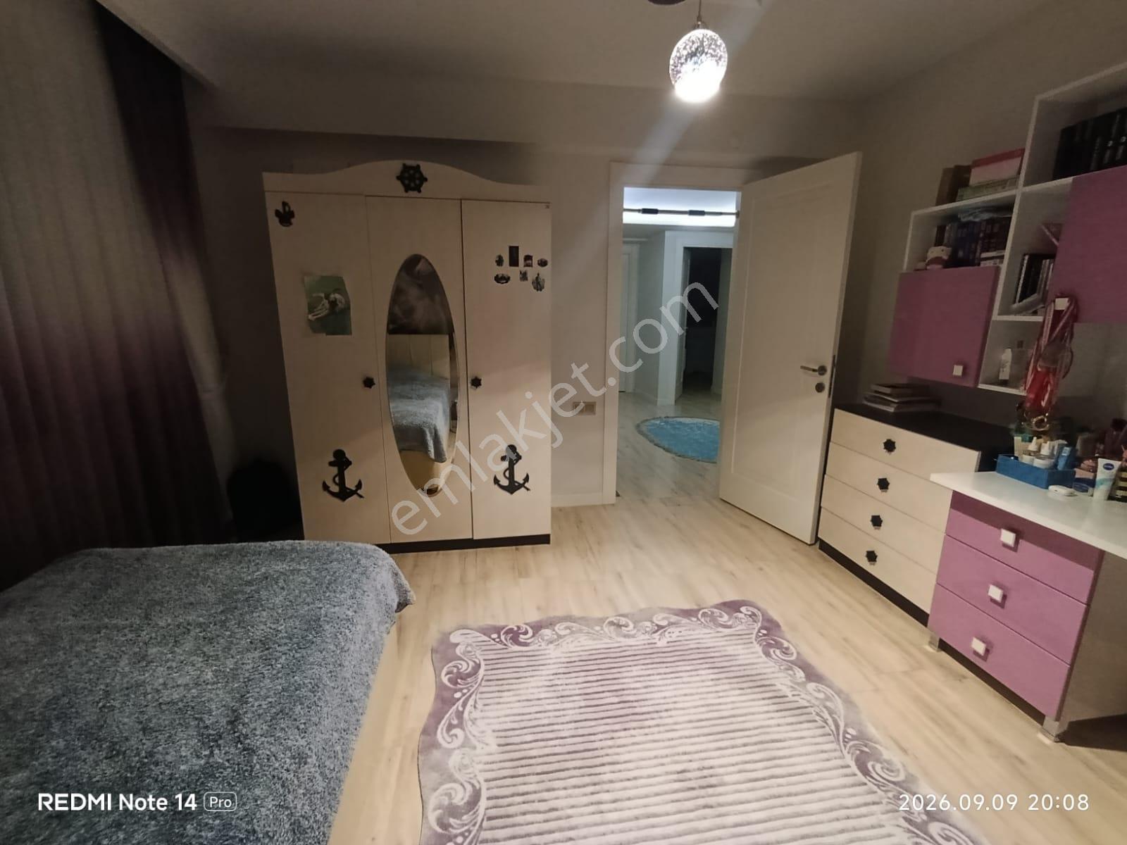 Turyap Kurtuluş'tan Orhangazi'de Havuzlu Sitede Tripleks Villa — fotoğraf 25