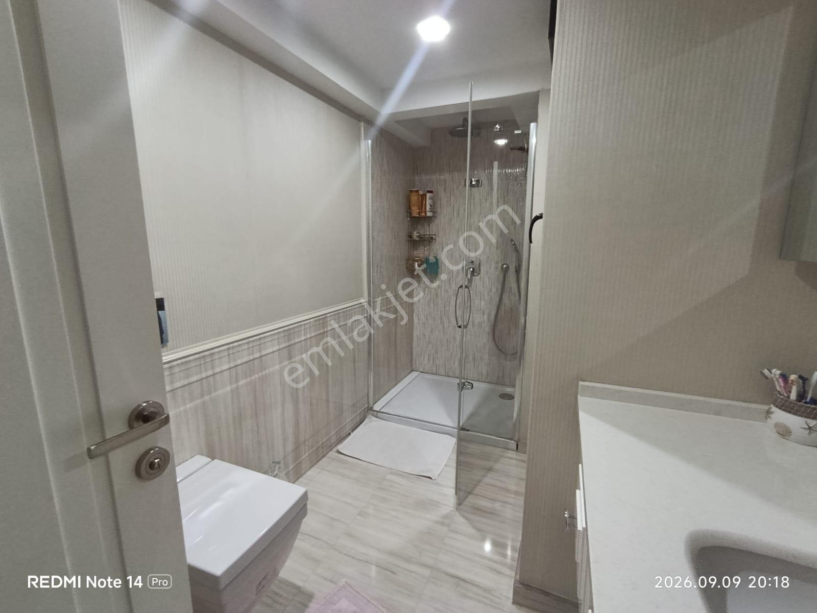 Turyap Kurtuluş'tan Orhangazi'de Havuzlu Sitede Tripleks Villa — fotoğraf 34