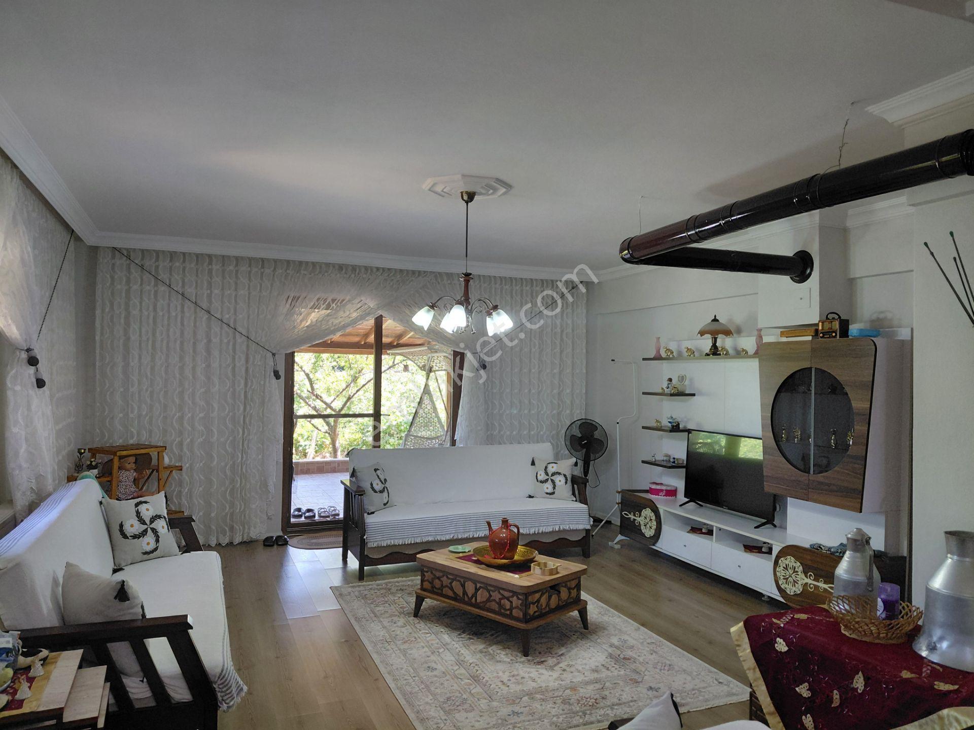 Kandıra Karaağaç' Ta 1280m² Arsa İçinde Hazır Bahçeli Villa — fotoğraf 5