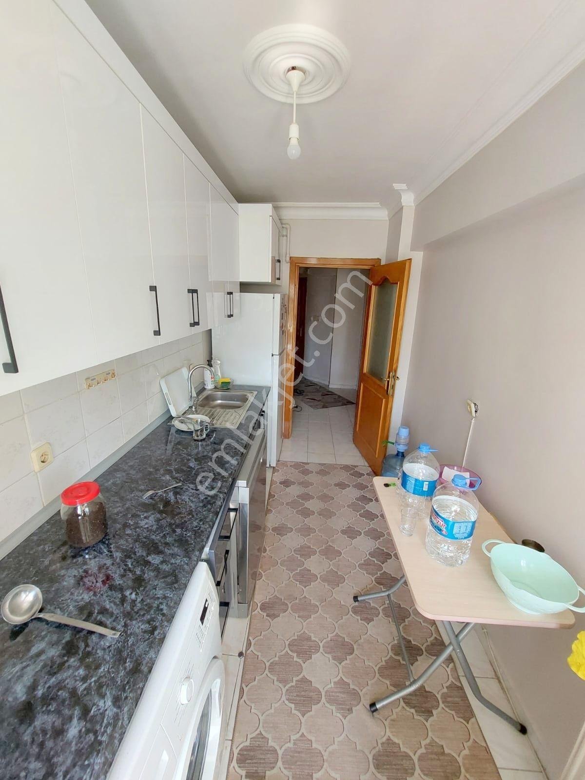 Mertcan'dan Hürriyet Mah İskanlı Site İçi Balkonlu 3+1 Daire — fotoğraf 7