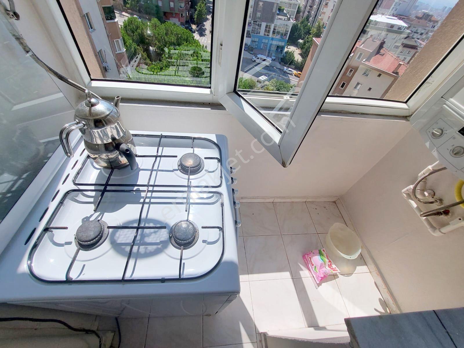 Mertcan'dan Hürriyet Mah İskanlı Site İçi Balkonlu 3+1 Daire — fotoğraf 8