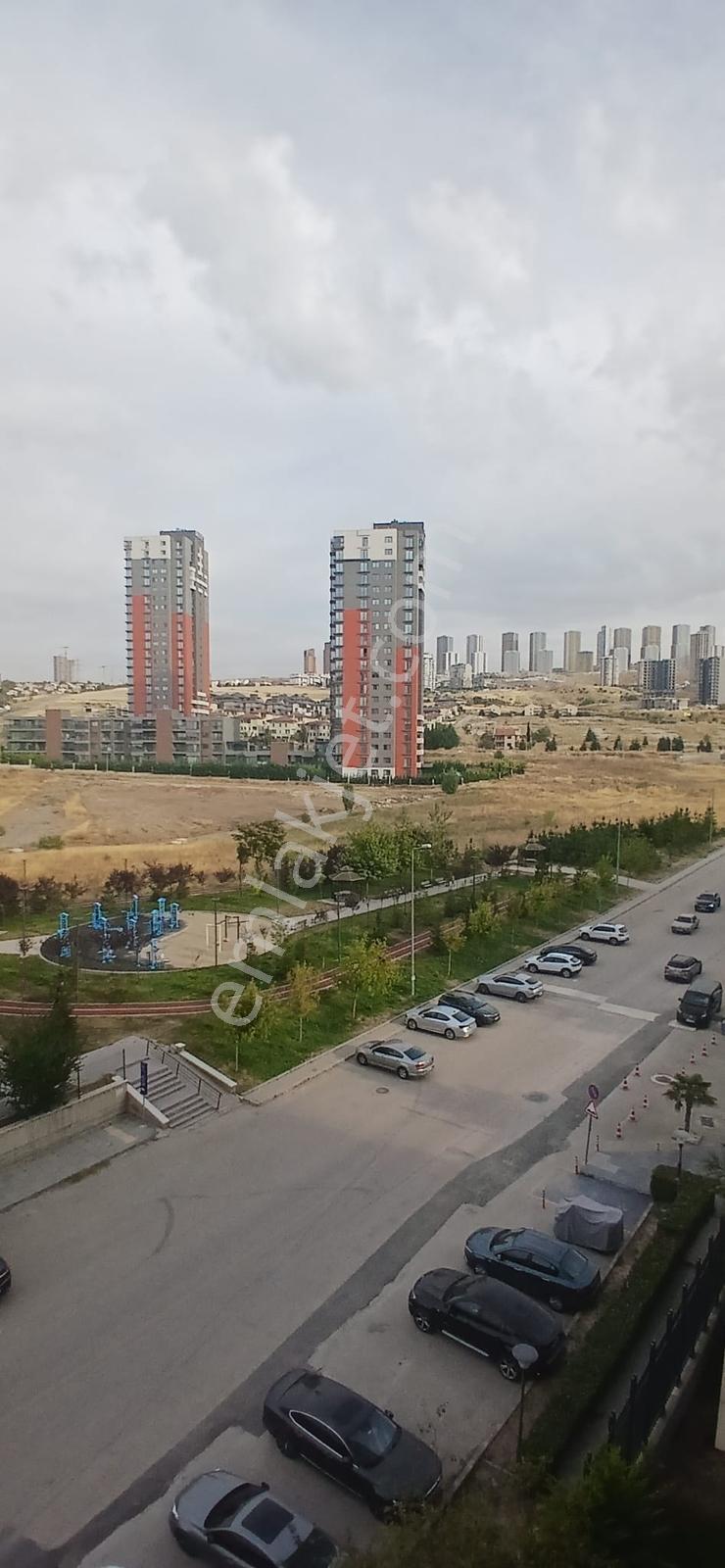 Aksıon Yapıdan Akçalı Yapı Koop. 4+1 Beytepe' De Satılık Daire
