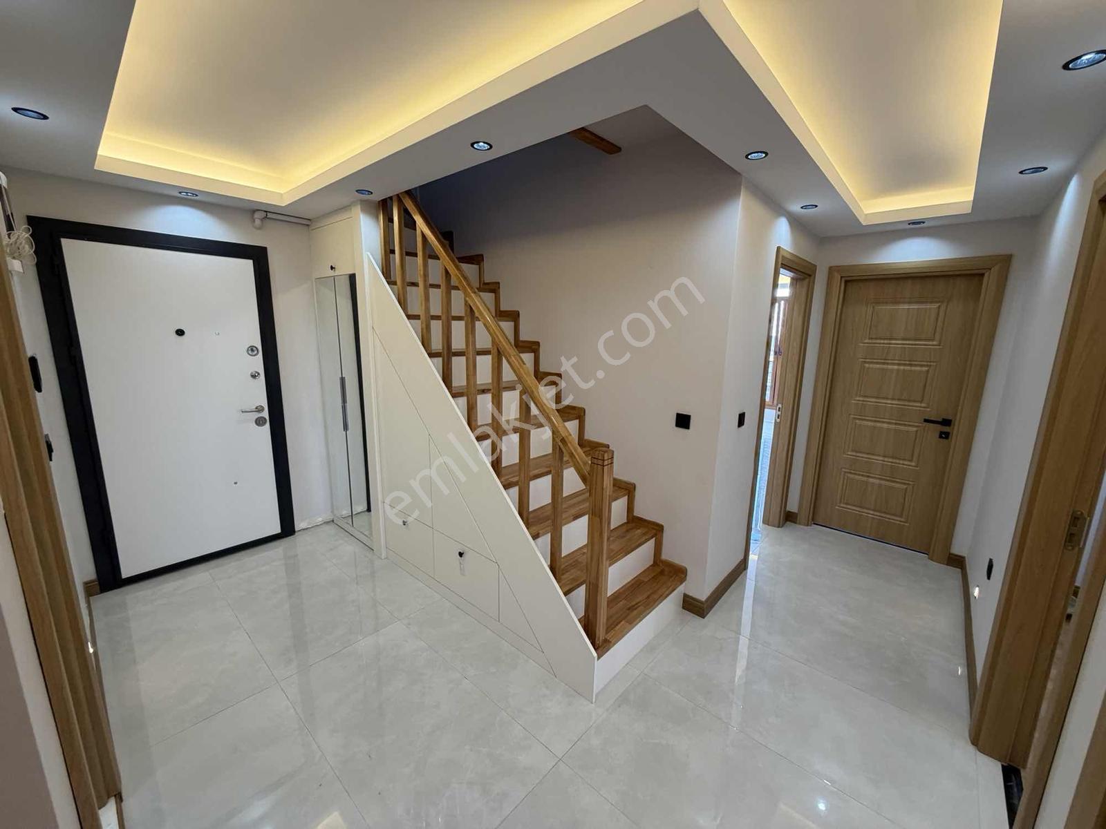 Mahmutbey - Güneşli / 4+2 272 M² / Özelyapım Dublex / Revan Park — fotoğraf 30