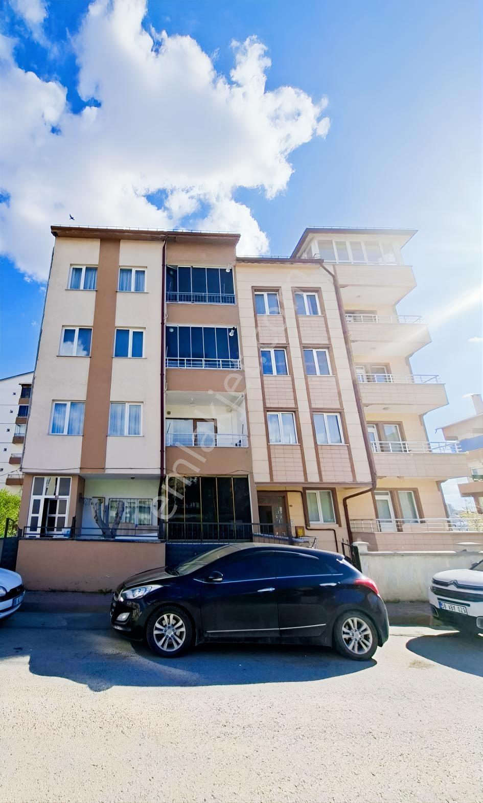 Tuzlugöl Bilsem Huzur Camii Yakını 3+1 Daire