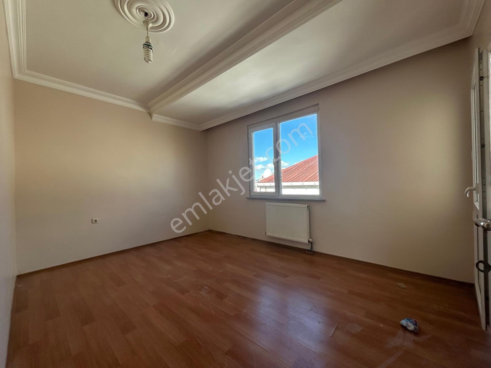 Necmi Kadıoğluna 5 Dk Merkezi Konumda 95 M² 2+1 Satılık Daire — fotoğraf 7