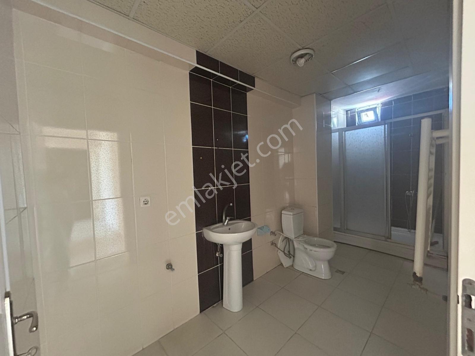 Necmi Kadıoğluna 5 Dk Merkezi Konumda 95 M² 2+1 Satılık Daire — fotoğraf 13