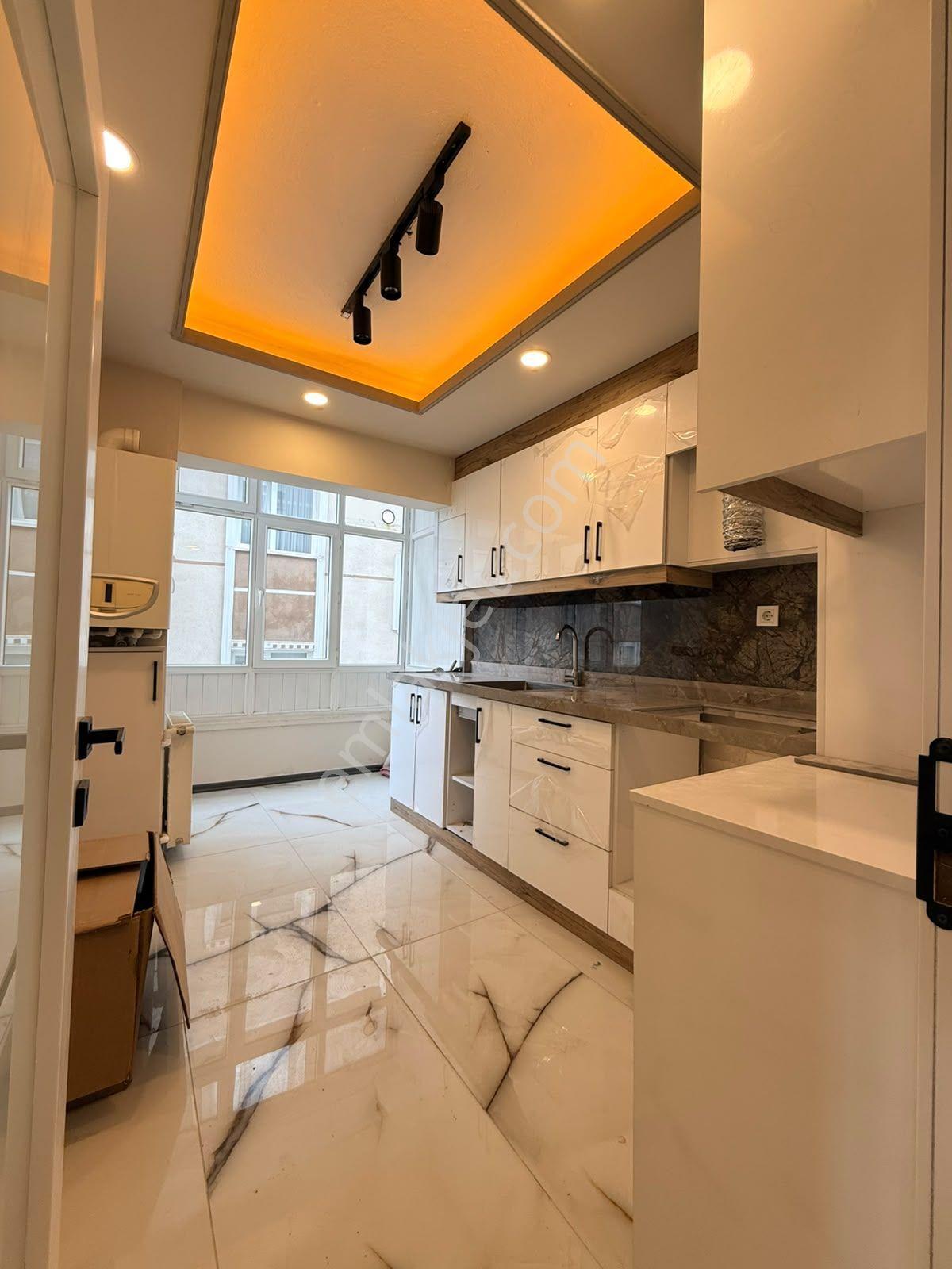 Akşemsettin Mah'de 3+1 Satılık Ara Kat Ön Cephe Bağımsız Full Yapılı Daire — fotoğraf 8