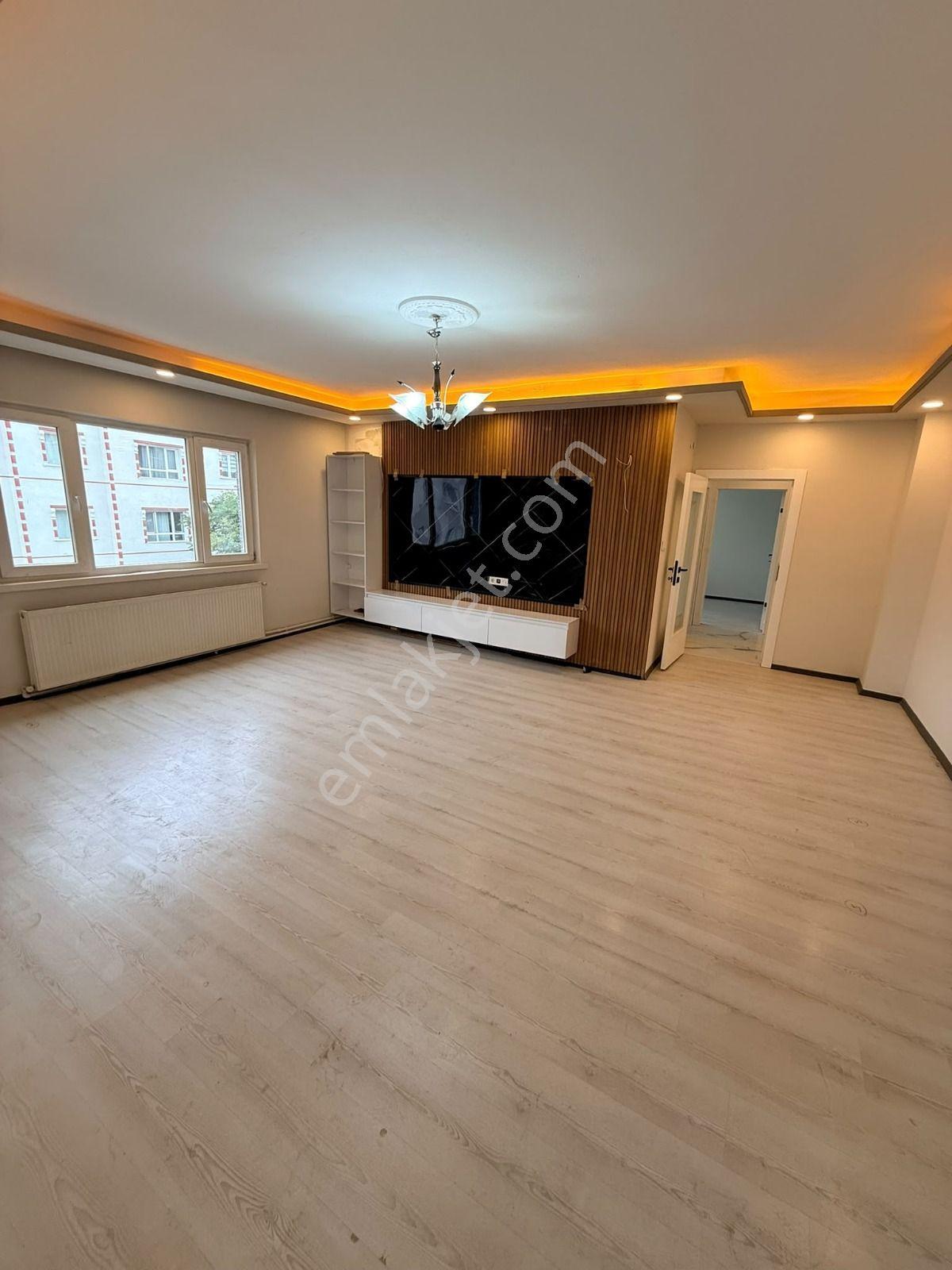Akşemsettin Mah'de 3+1 Satılık Ara Kat Ön Cephe Bağımsız Full Yapılı Daire — fotoğraf 12