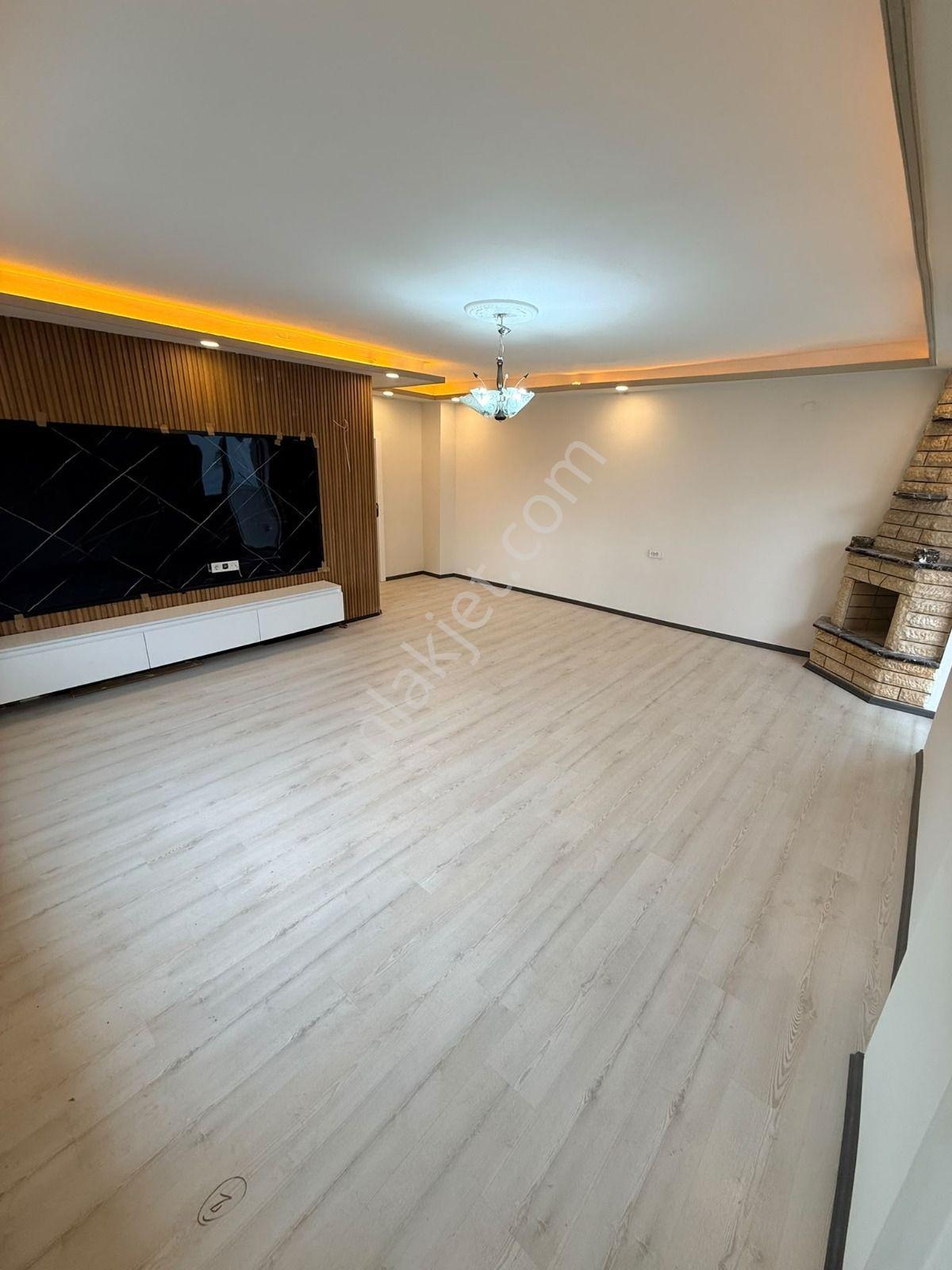 Akşemsettin Mah'de 3+1 Satılık Ara Kat Ön Cephe Bağımsız Full Yapılı Daire — fotoğraf 16