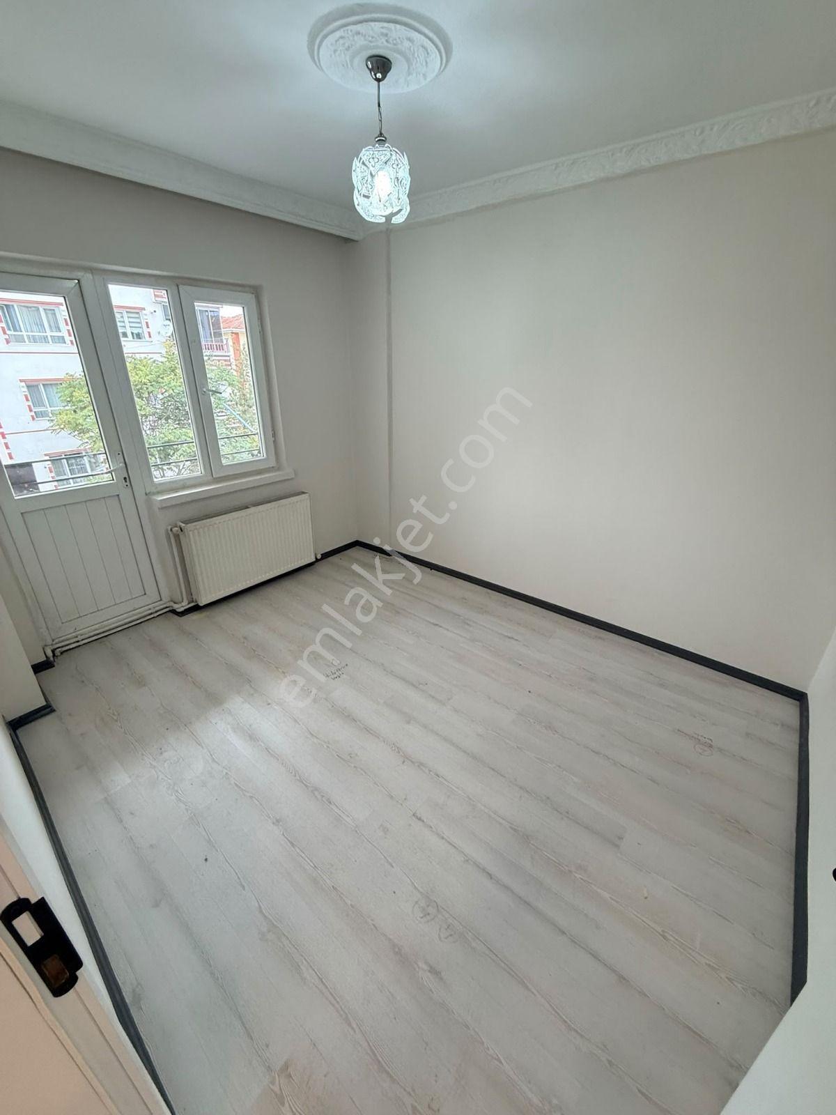 Akşemsettin Mah'de 3+1 Satılık Ara Kat Ön Cephe Bağımsız Full Yapılı Daire — fotoğraf 18