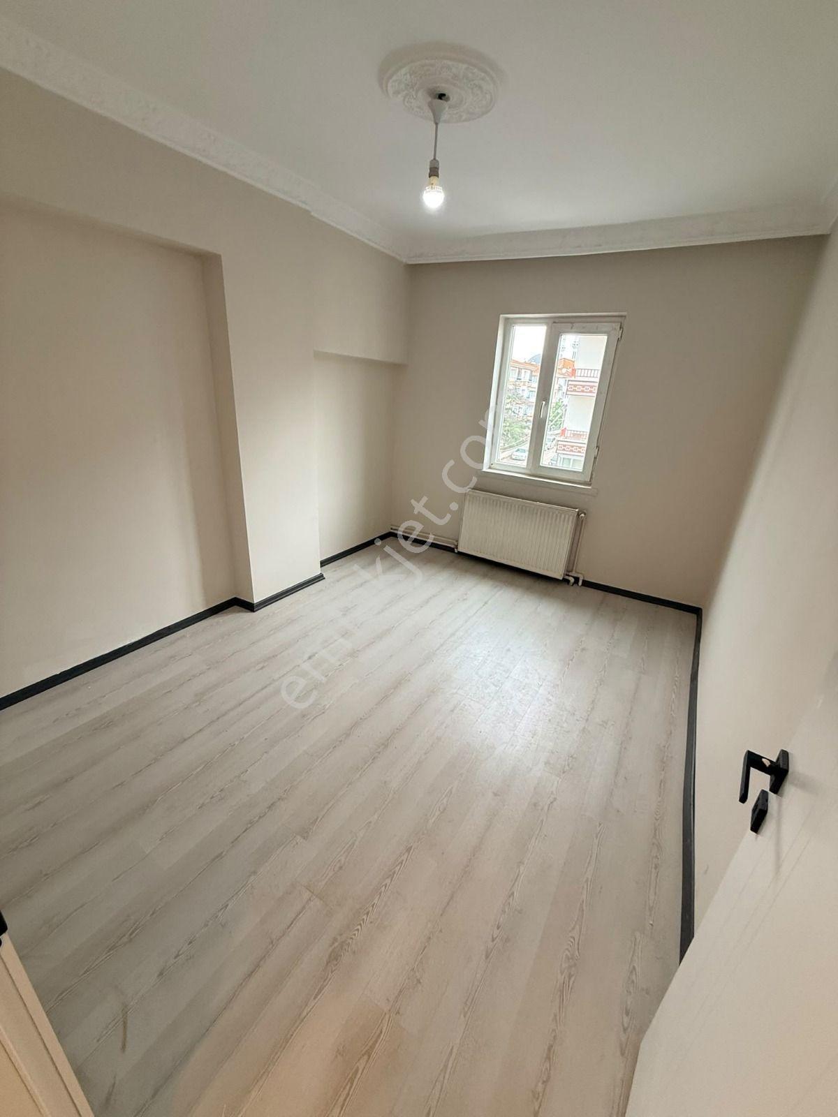 Akşemsettin Mah'de 3+1 Satılık Ara Kat Ön Cephe Bağımsız Full Yapılı Daire — fotoğraf 20