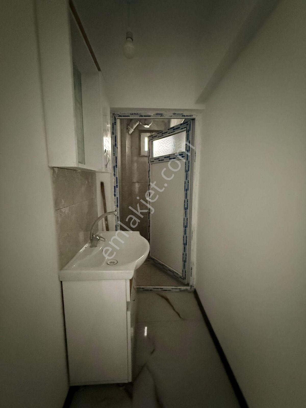 Akşemsettin Mah'de 3+1 Satılık Ara Kat Ön Cephe Bağımsız Full Yapılı Daire — fotoğraf 31
