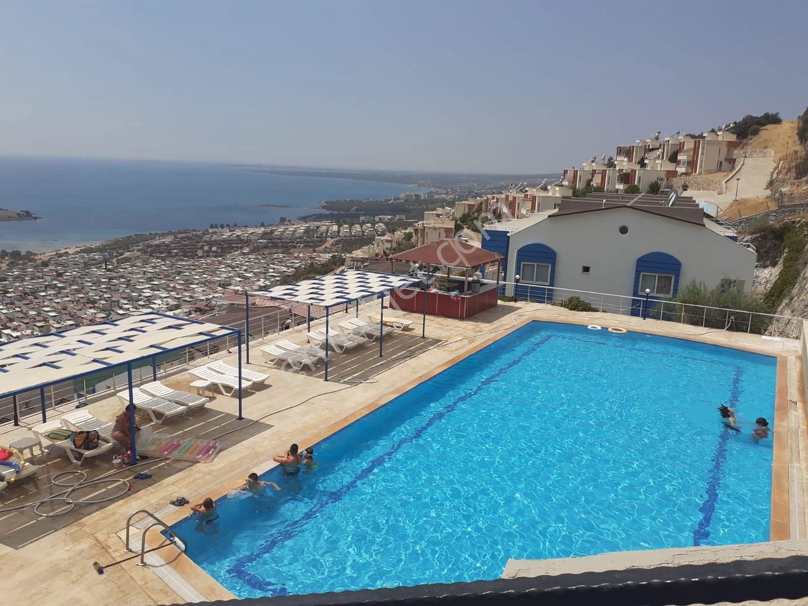 Didim Akbük Yamaç Evler Sitesi 3+1 Panoramik Deniz Manzaralı Bahçe Dublexi