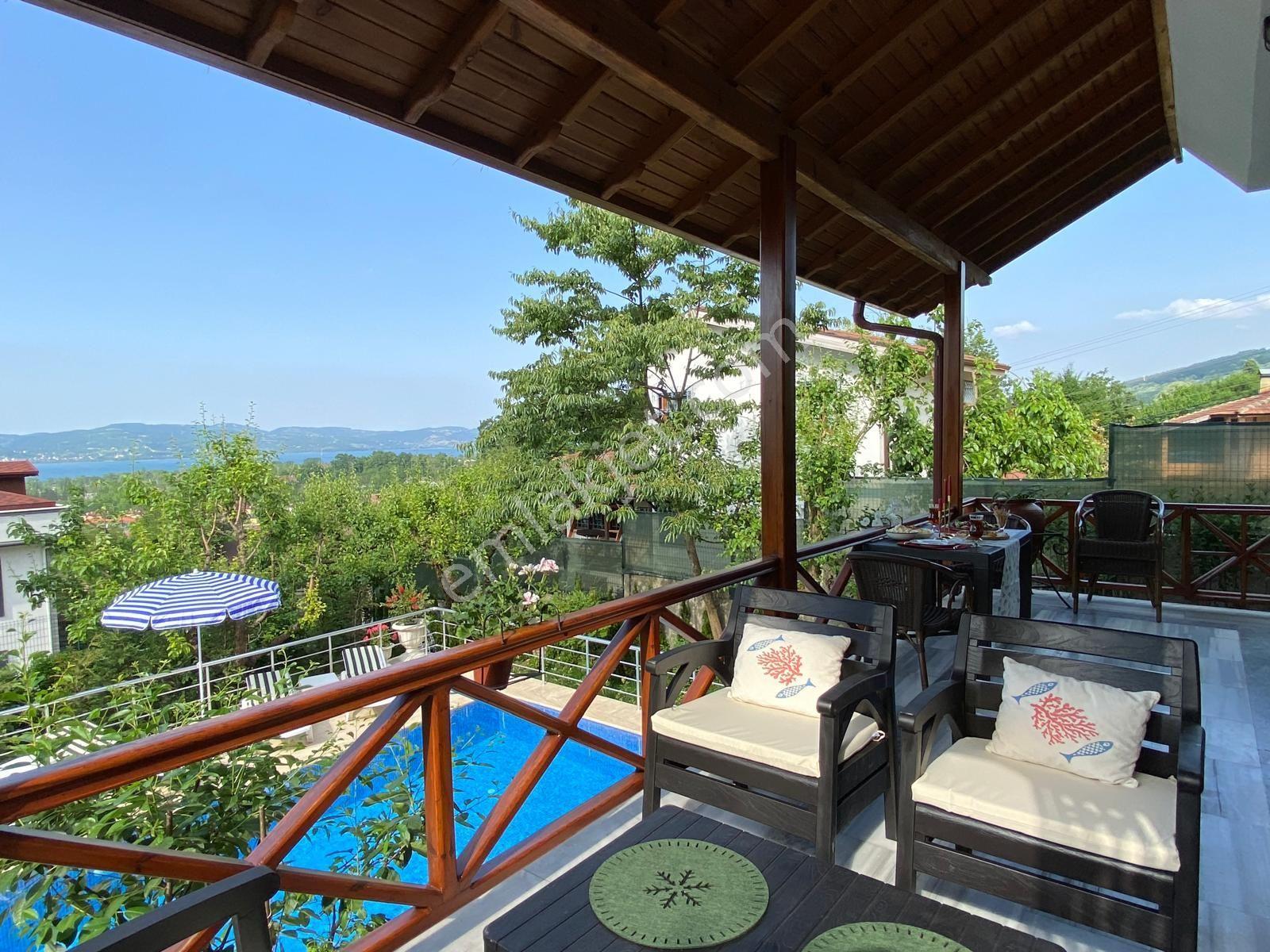 Sapanca’da Göl Manzaralı Satılık Müstakil Villa — fotoğraf 6