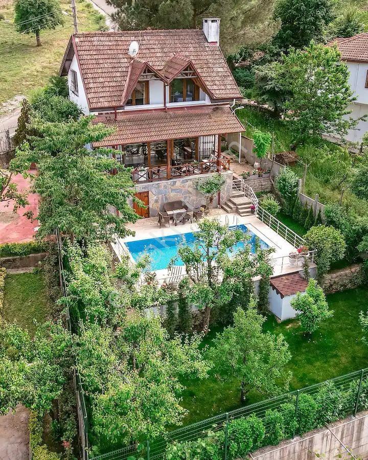 Sapanca’da Göl Manzaralı Satılık Müstakil Villa — fotoğraf 10