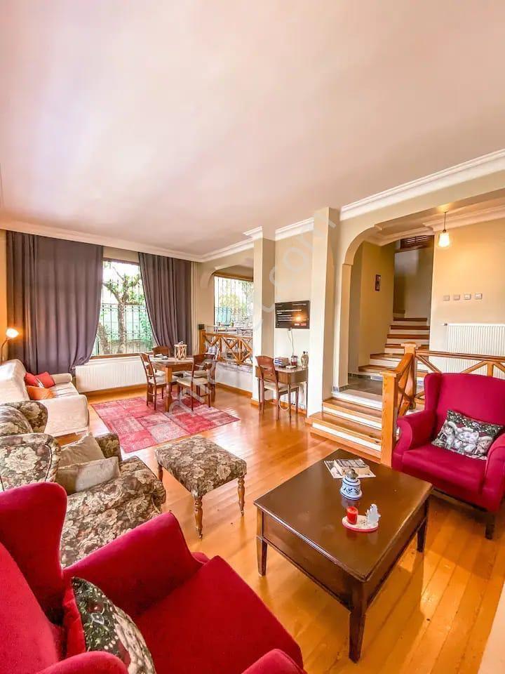 Sapanca’da Göl Manzaralı Satılık Müstakil Villa — fotoğraf 14