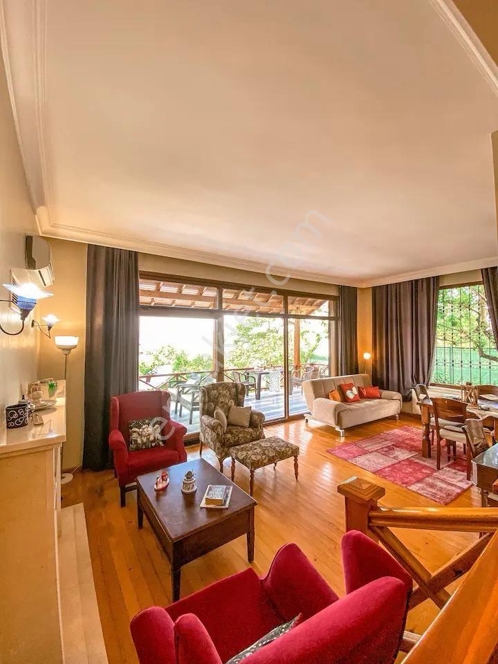 Sapanca’da Göl Manzaralı Satılık Müstakil Villa — fotoğraf 17